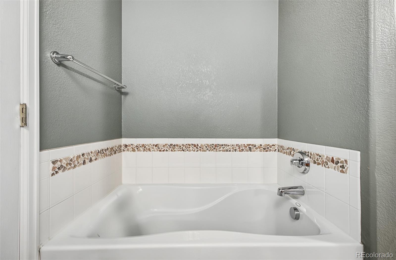 MLS Image #18 for 1461  live oak road,castle rock, Colorado