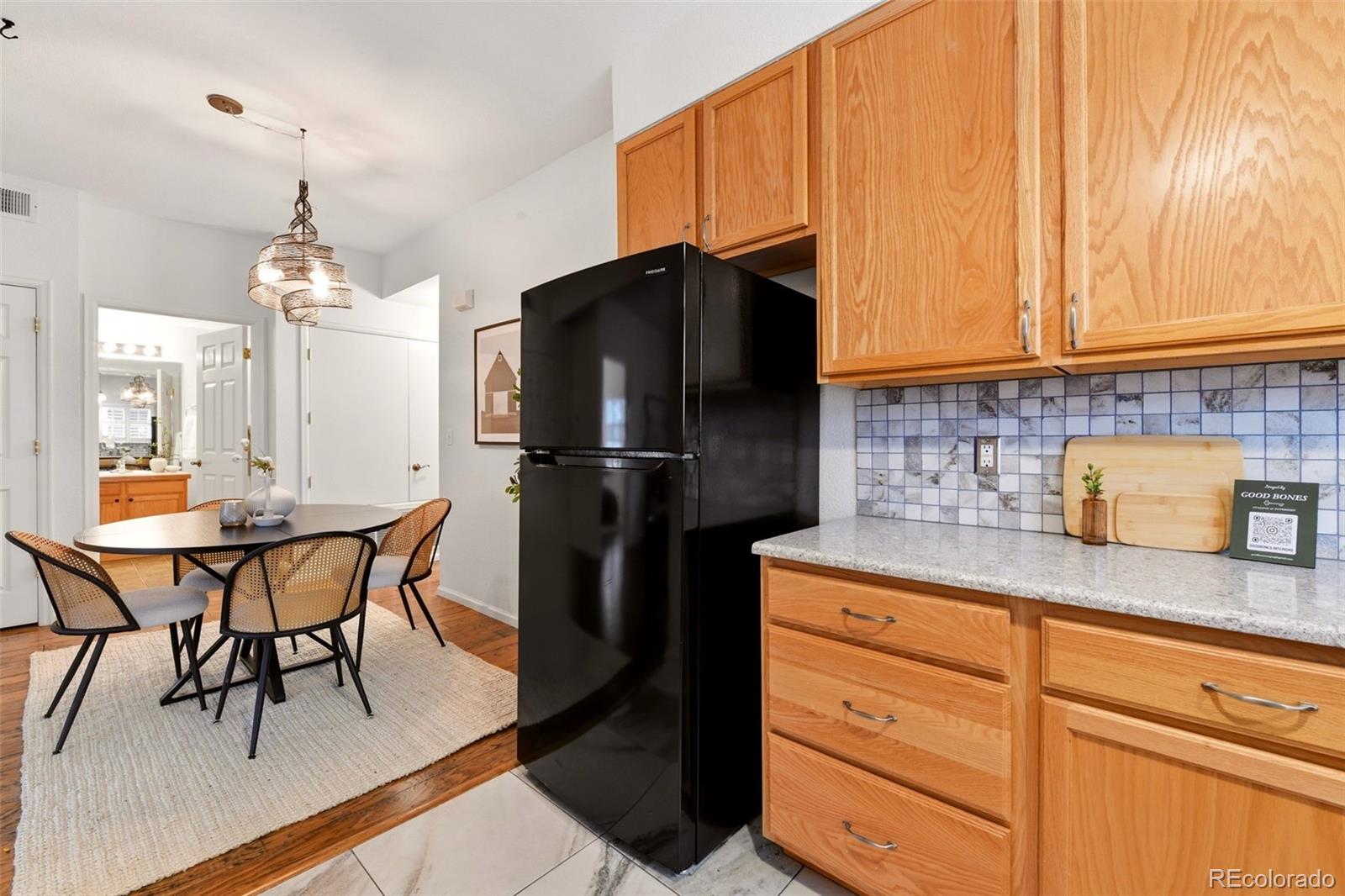 MLS Image #6 for 4385 s balsam street,denver, Colorado
