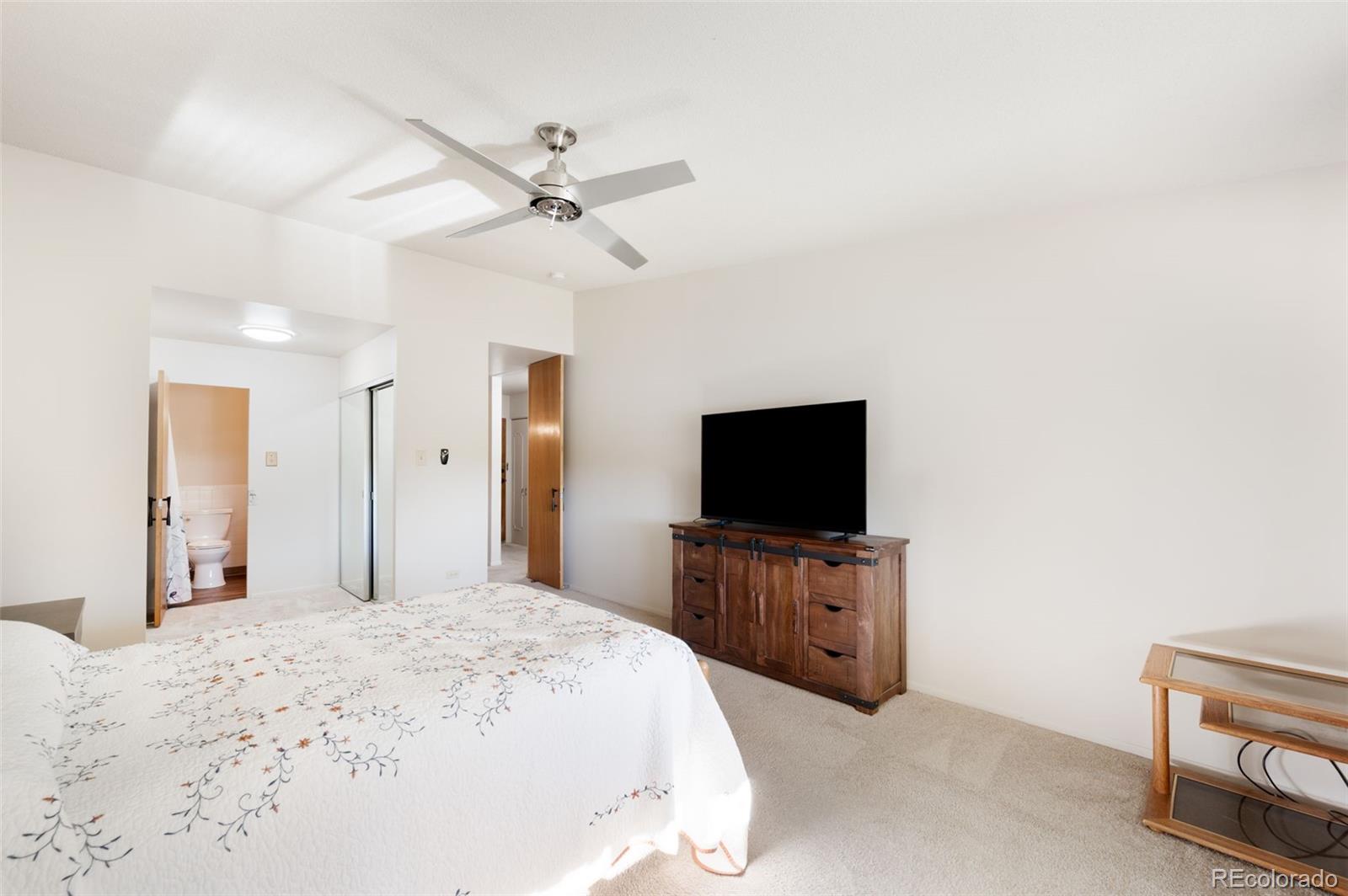 MLS Image #18 for 9150 e center avenue 6d,denver, Colorado