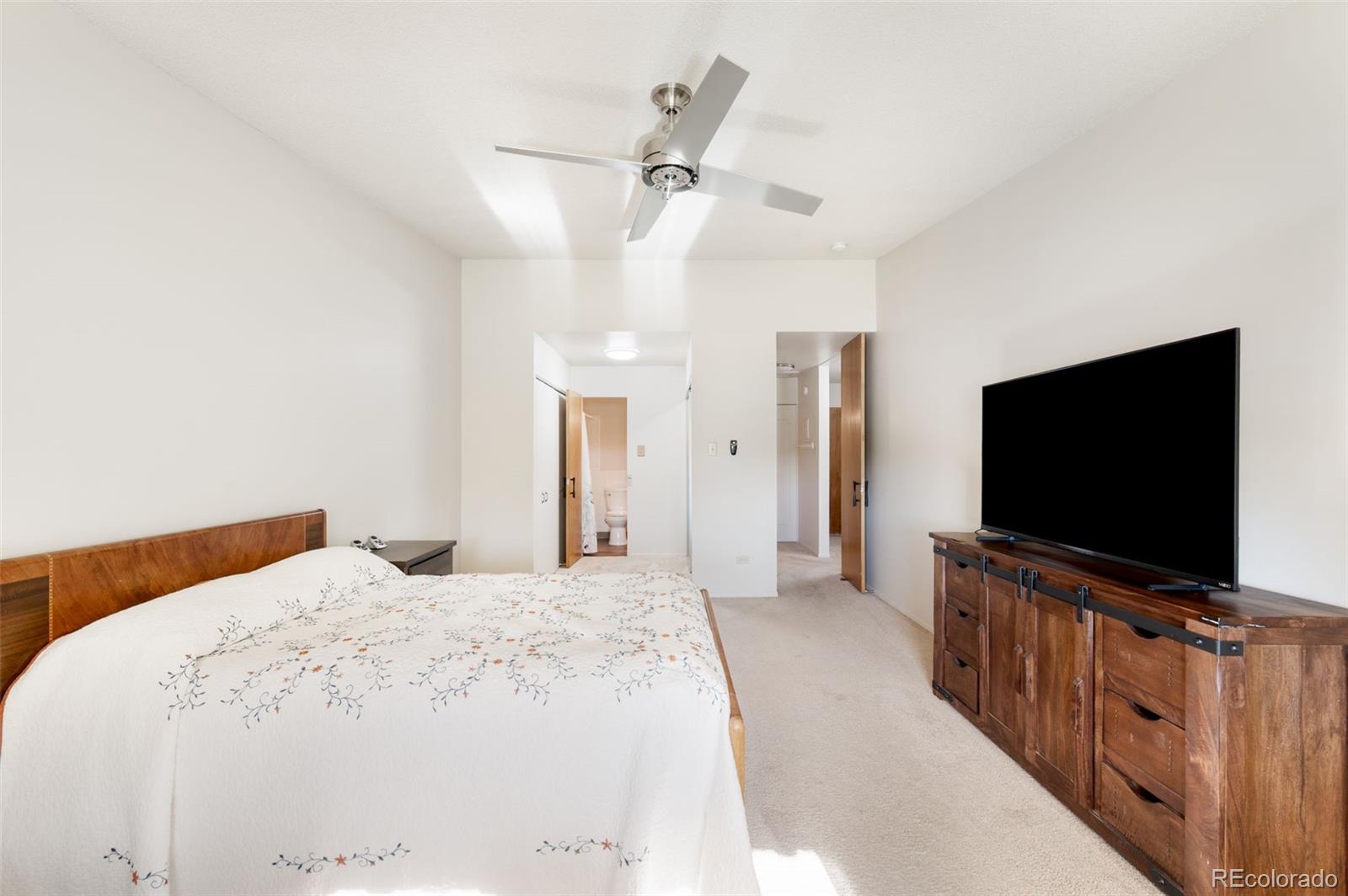 MLS Image #19 for 9150 e center avenue 6d,denver, Colorado