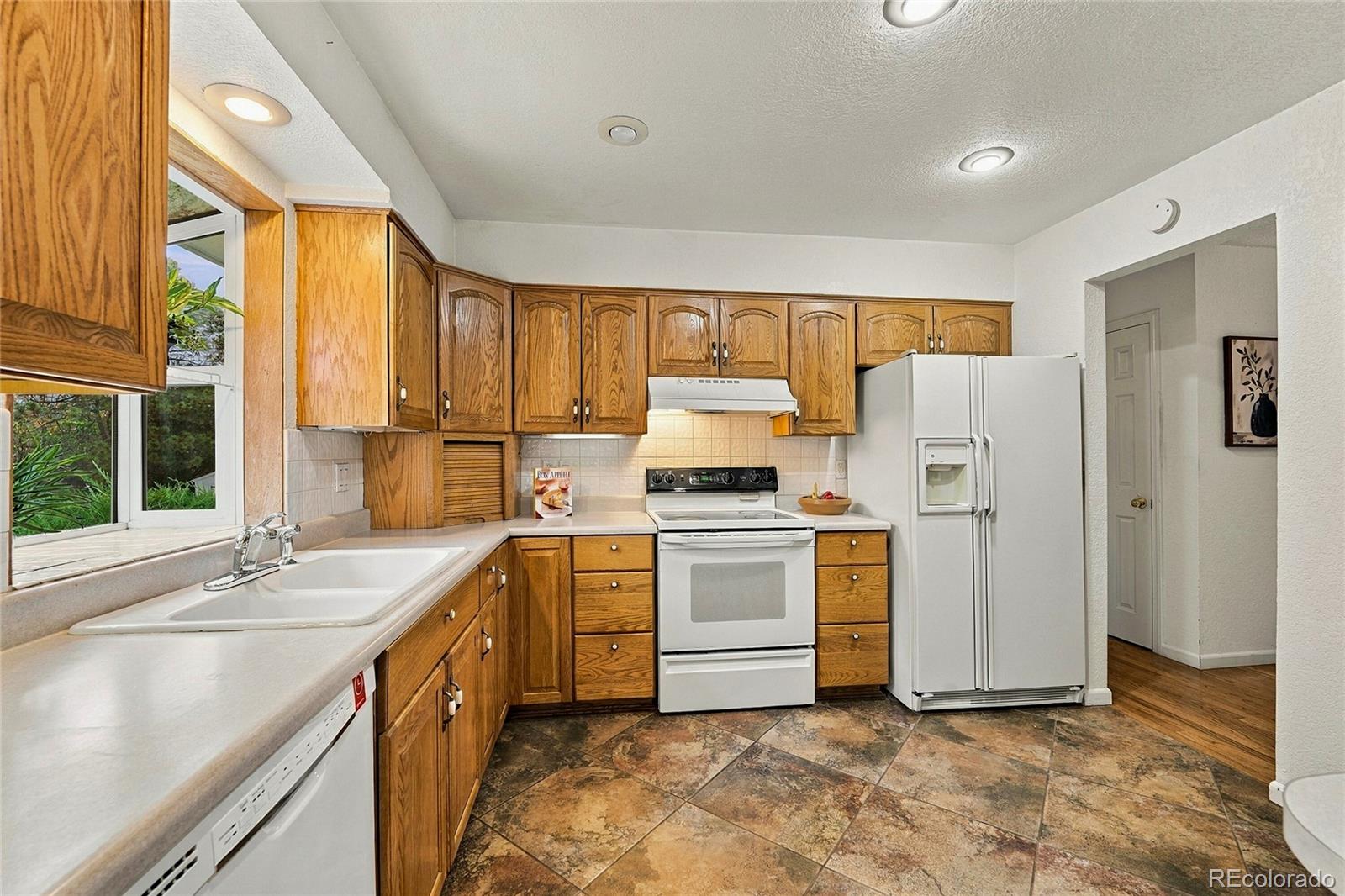 MLS Image #10 for 4251 s alton place,greenwood village, Colorado