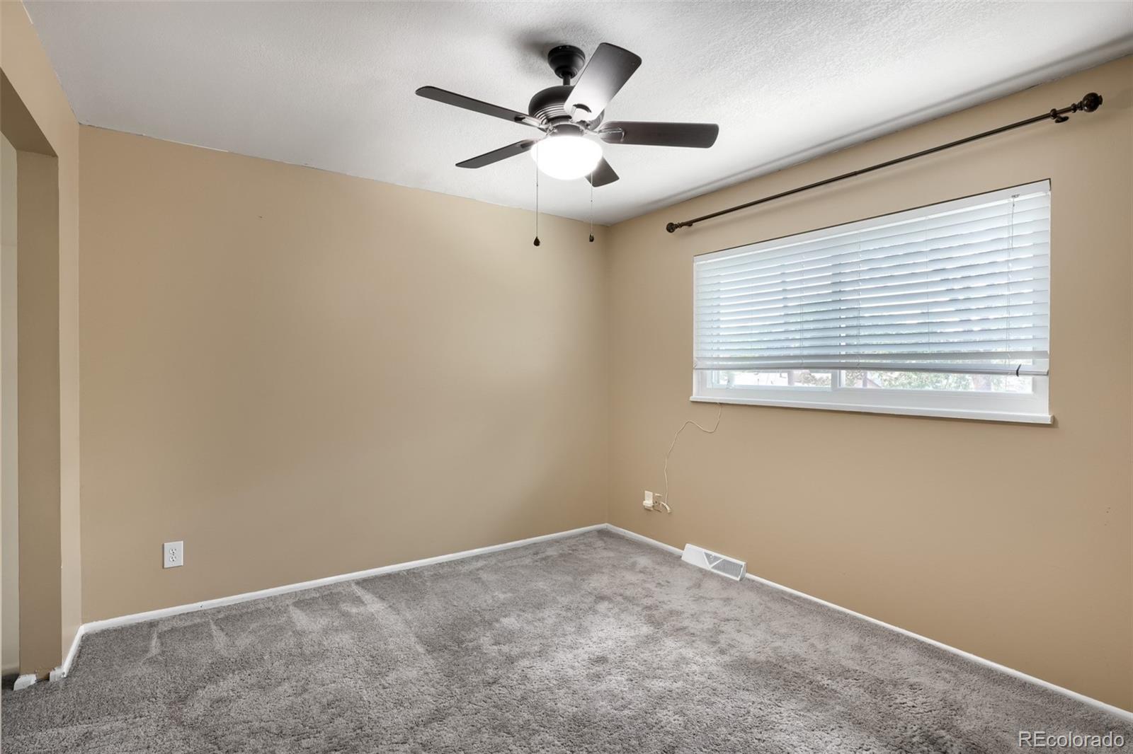 MLS Image #10 for 2747 s quay way,denver, Colorado
