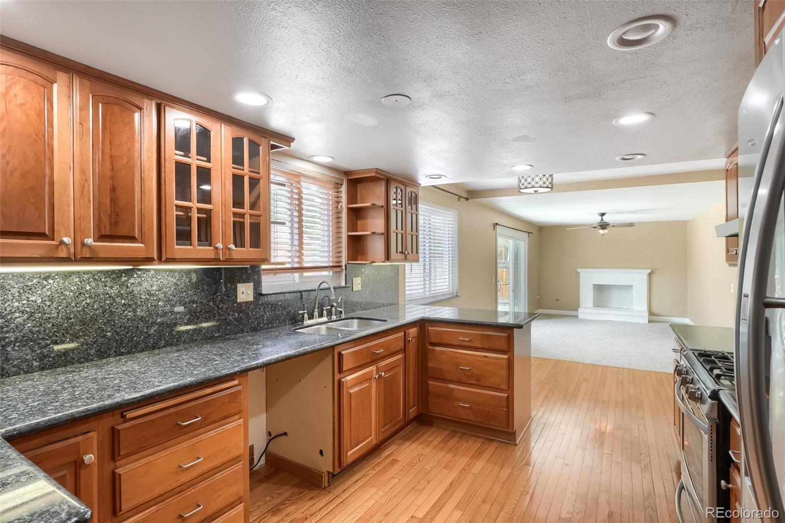 MLS Image #2 for 2747 s quay way,denver, Colorado