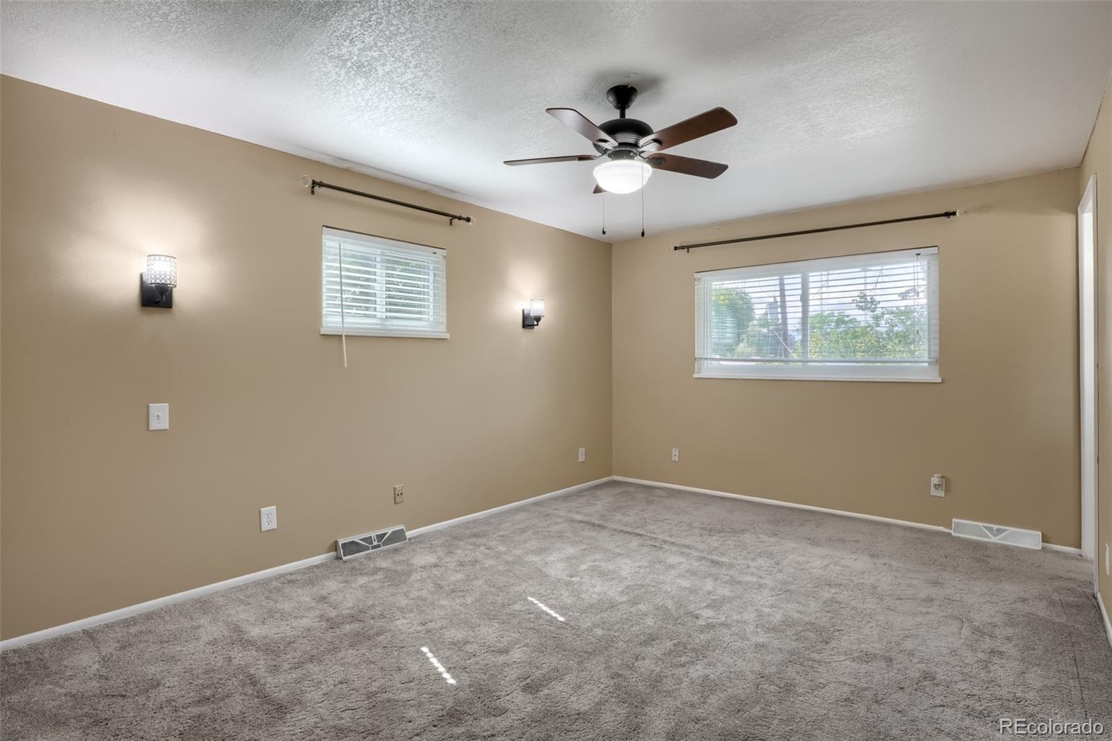 MLS Image #5 for 2747 s quay way,denver, Colorado