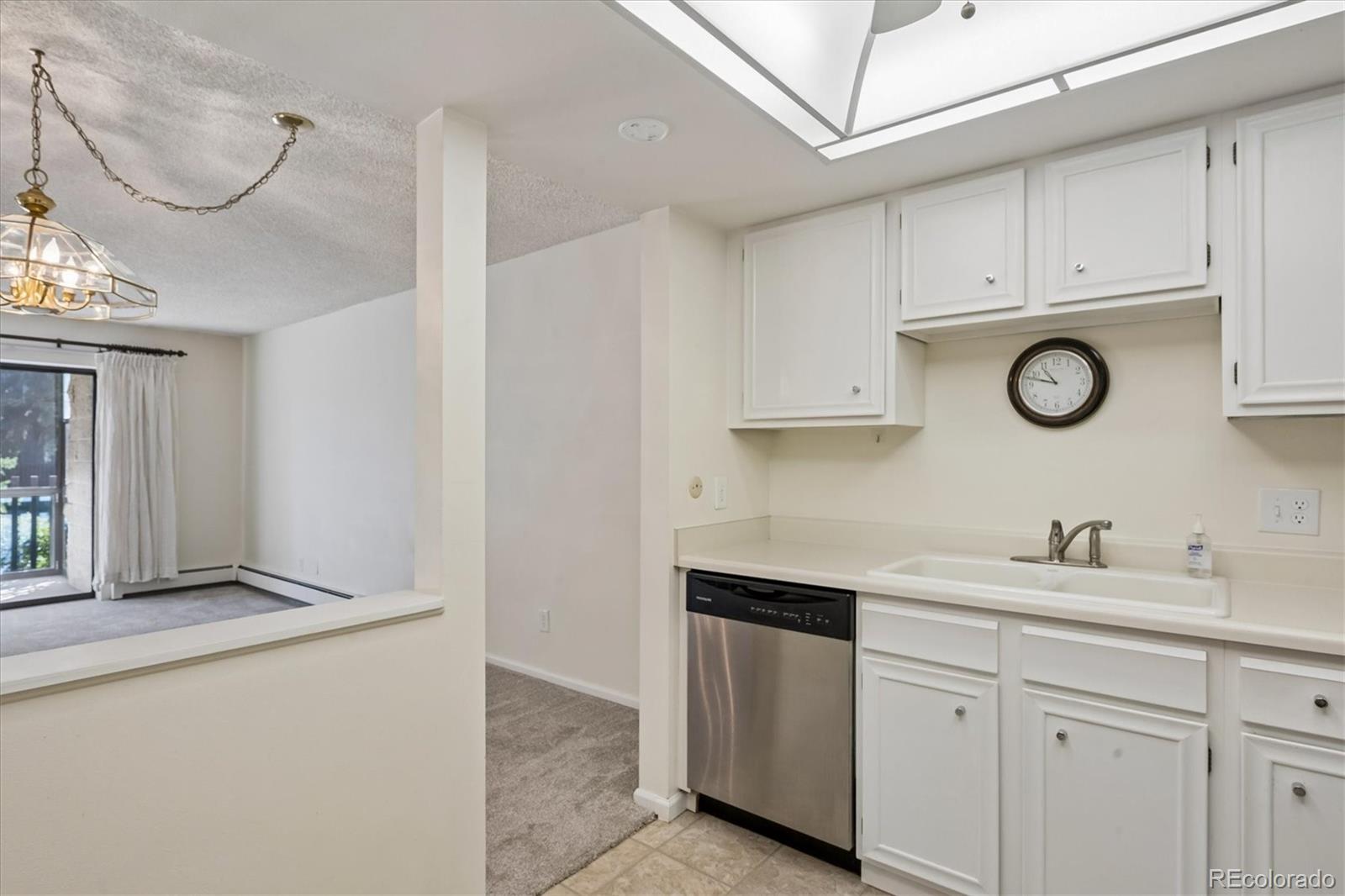 MLS Image #11 for 14000 e linvale place,aurora, Colorado