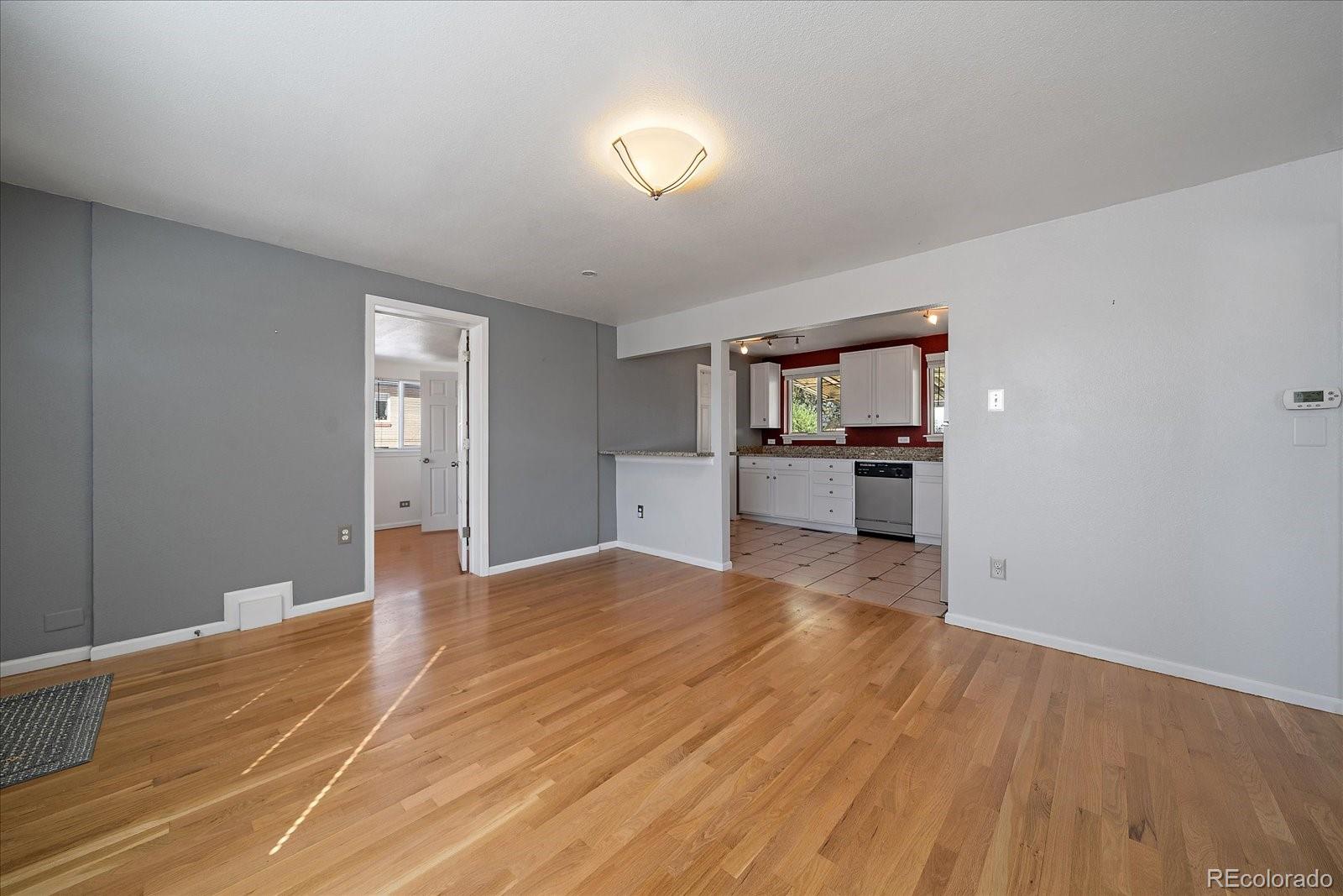 MLS Image #4 for 3040  grape street,denver, Colorado