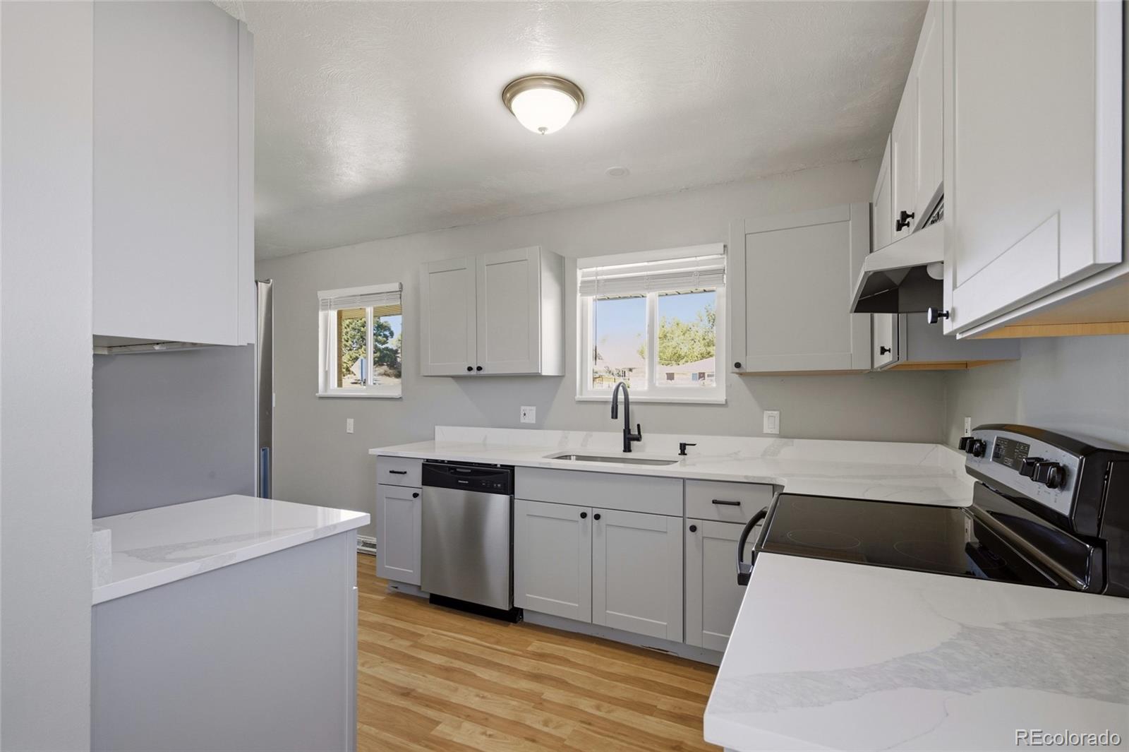 MLS Image #3 for 1080  el paso boulevard,denver, Colorado