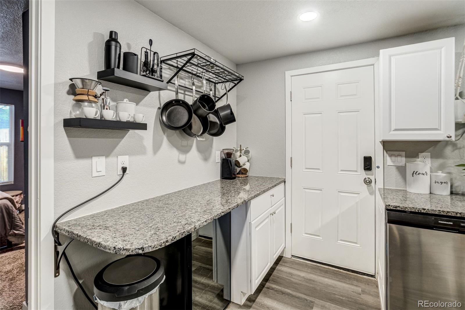 MLS Image #5 for 3032 w pikes peak avenue,colorado springs, Colorado