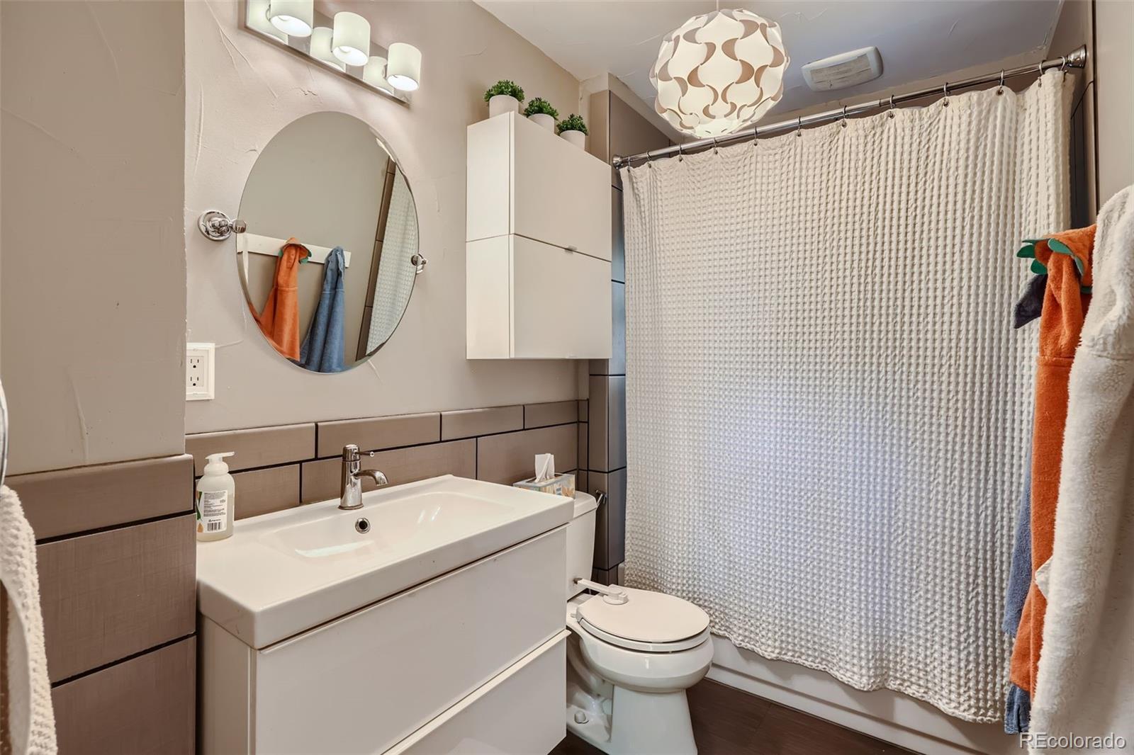 MLS Image #16 for 4353 s logan street,englewood, Colorado