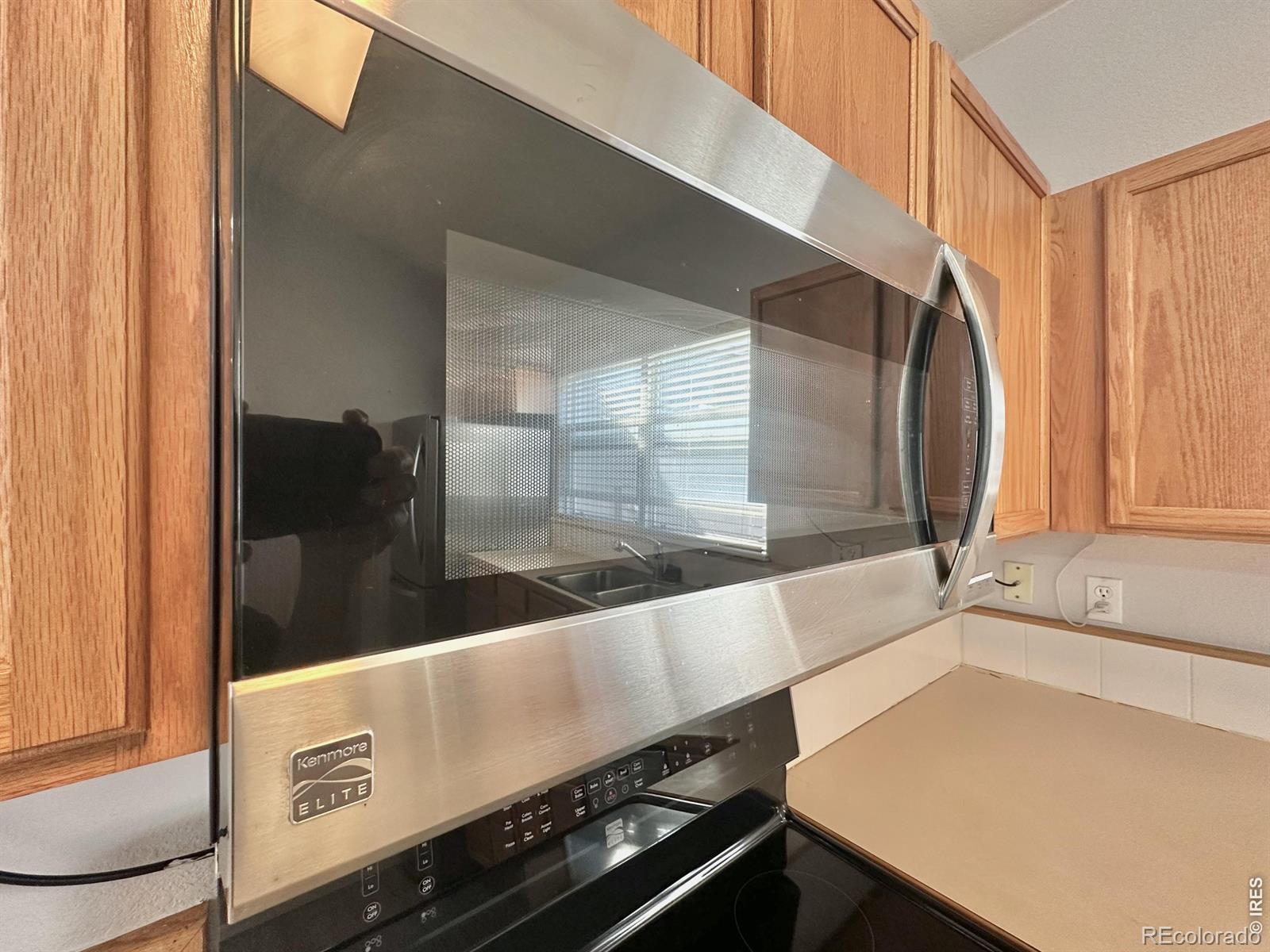 MLS Image #11 for 15555 e 40th avenue 7,denver, Colorado