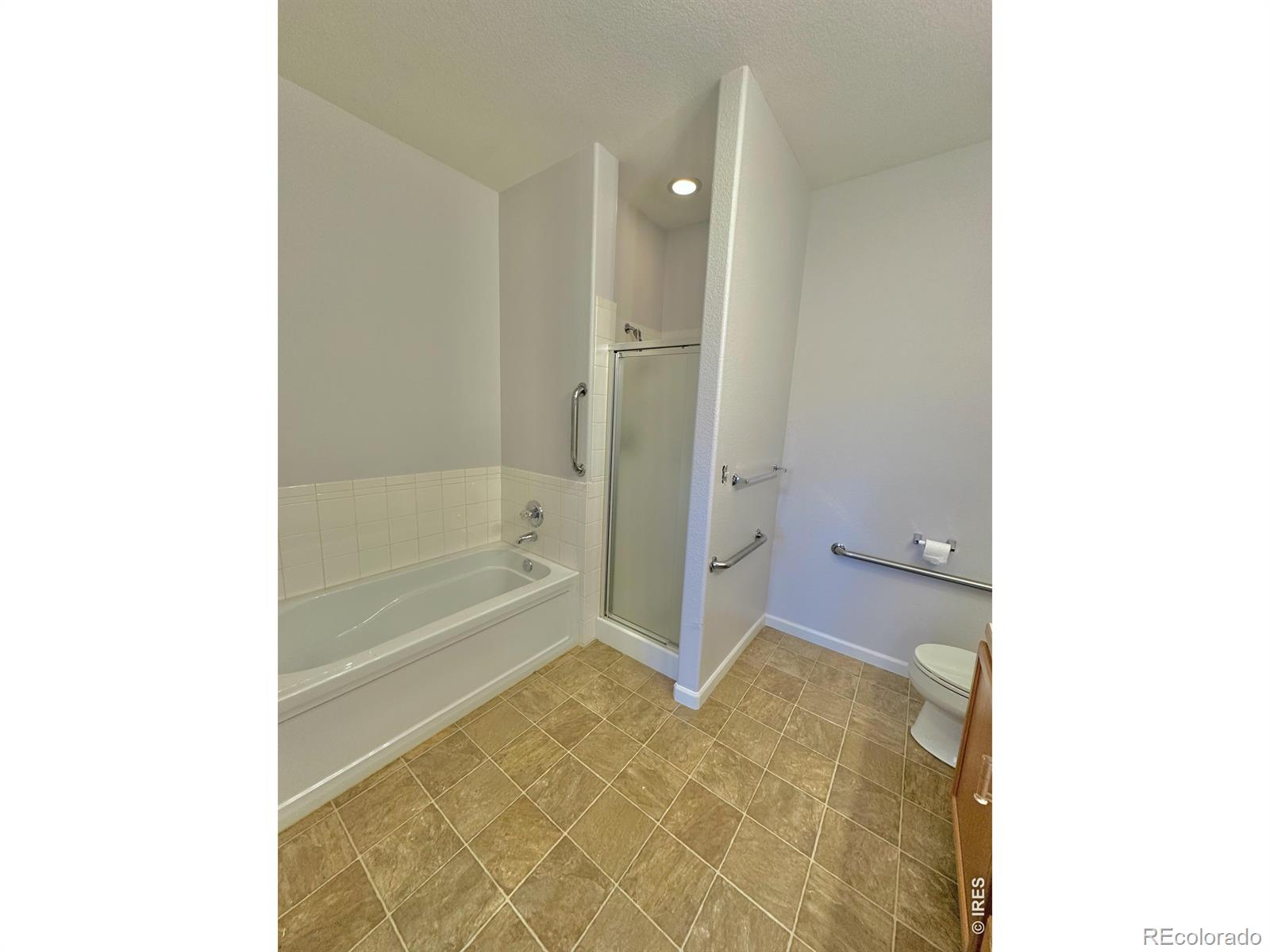 MLS Image #27 for 15555 e 40th avenue 7,denver, Colorado