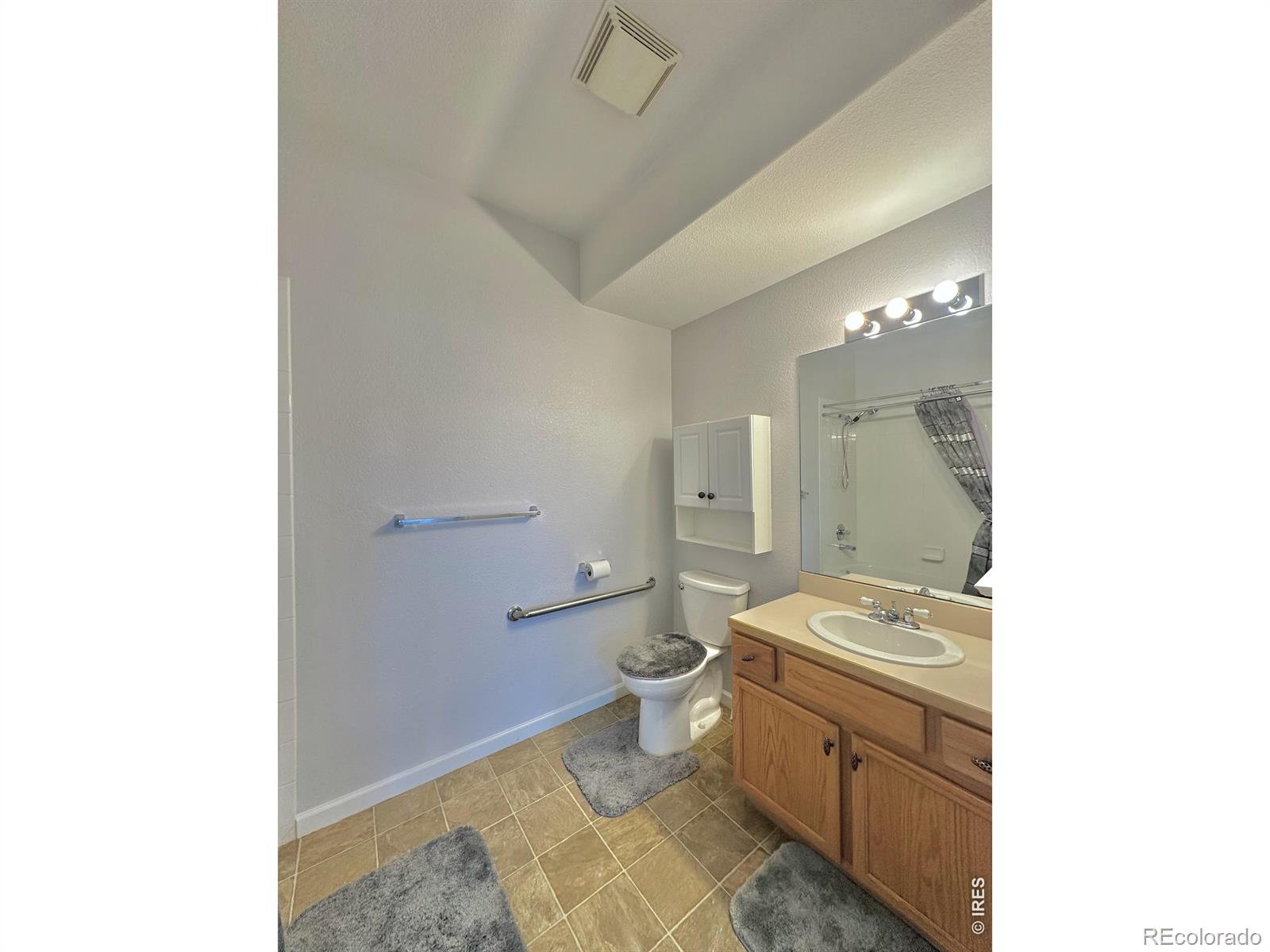 MLS Image #33 for 15555 e 40th avenue 7,denver, Colorado