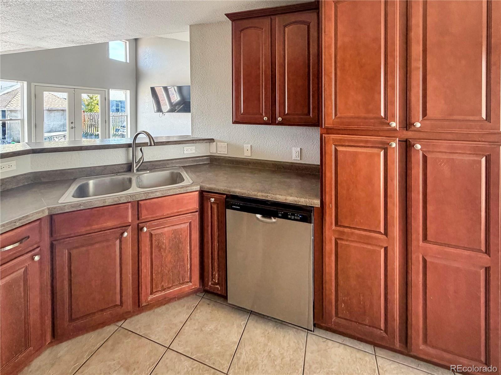 MLS Image #12 for 916  duke drive,alamosa, Colorado