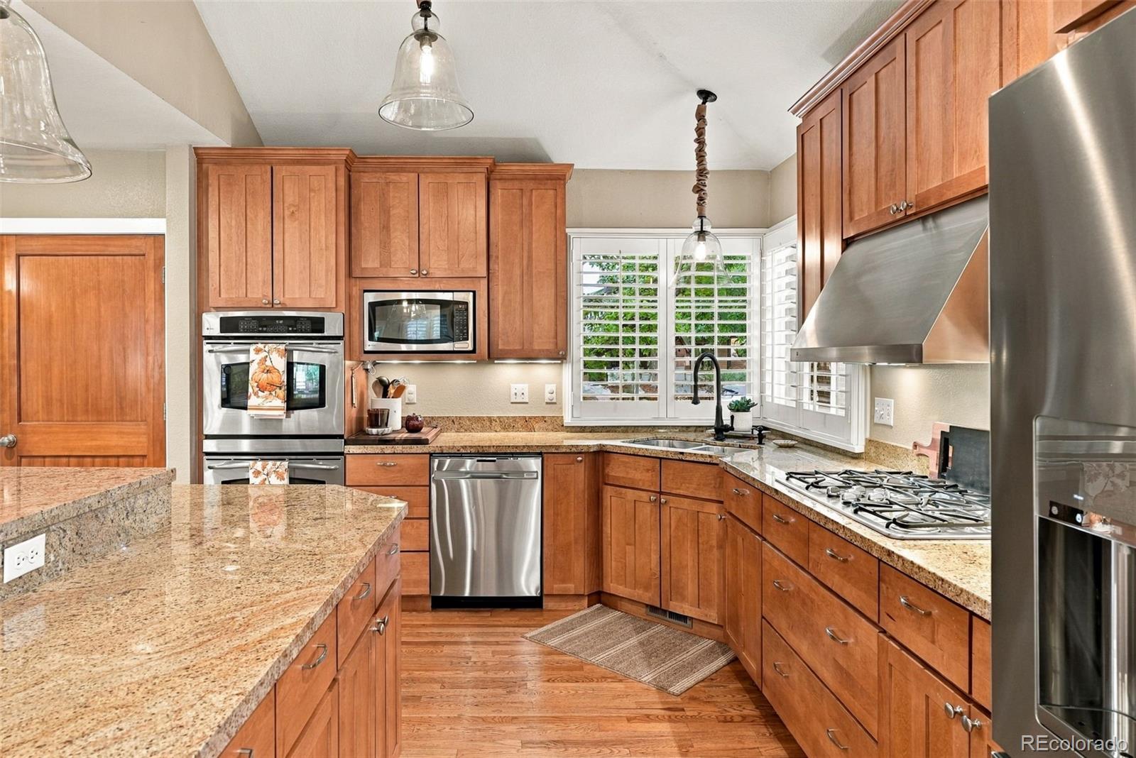 MLS Image #15 for 1781 s corona street,denver, Colorado