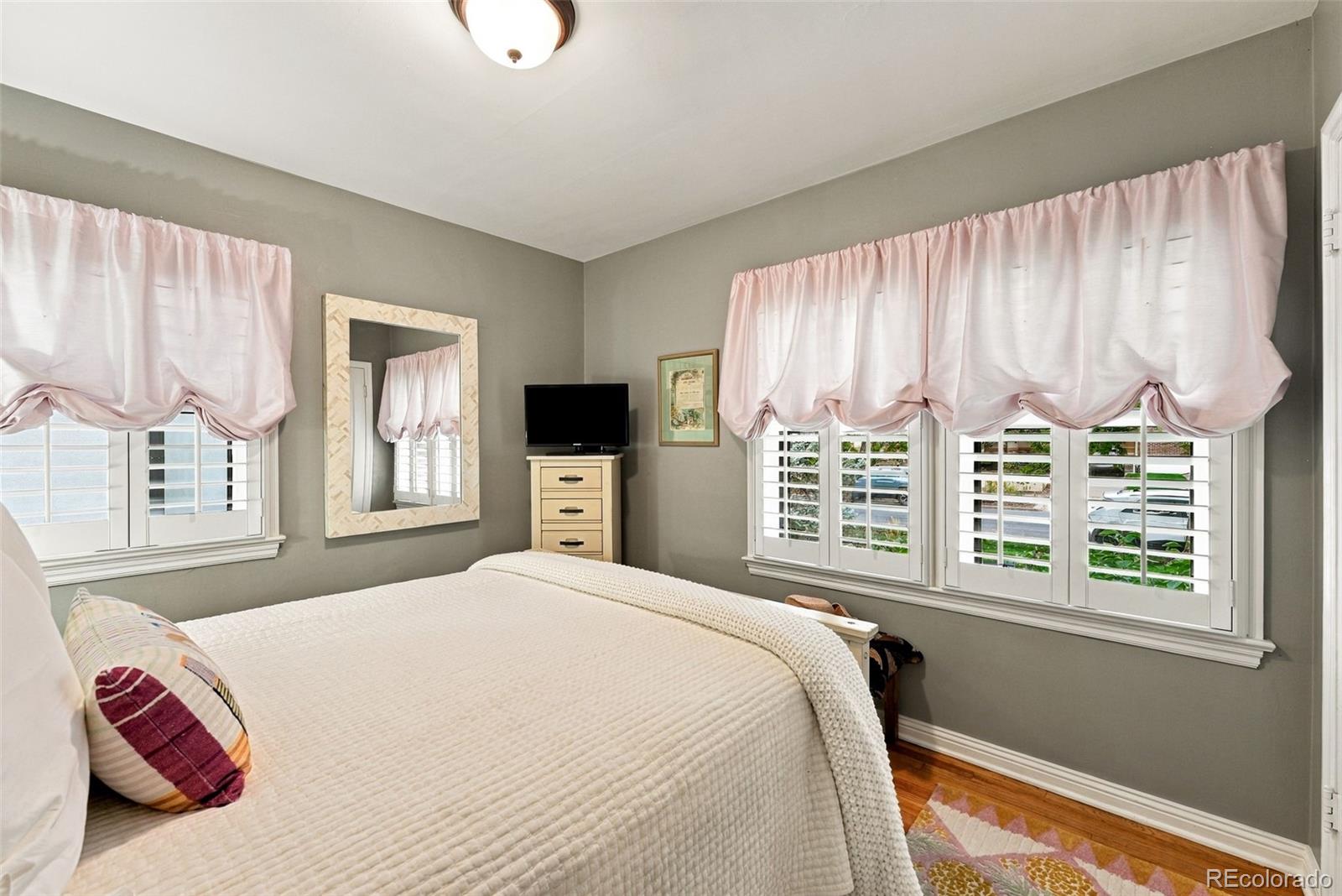 MLS Image #27 for 1781 s corona street,denver, Colorado