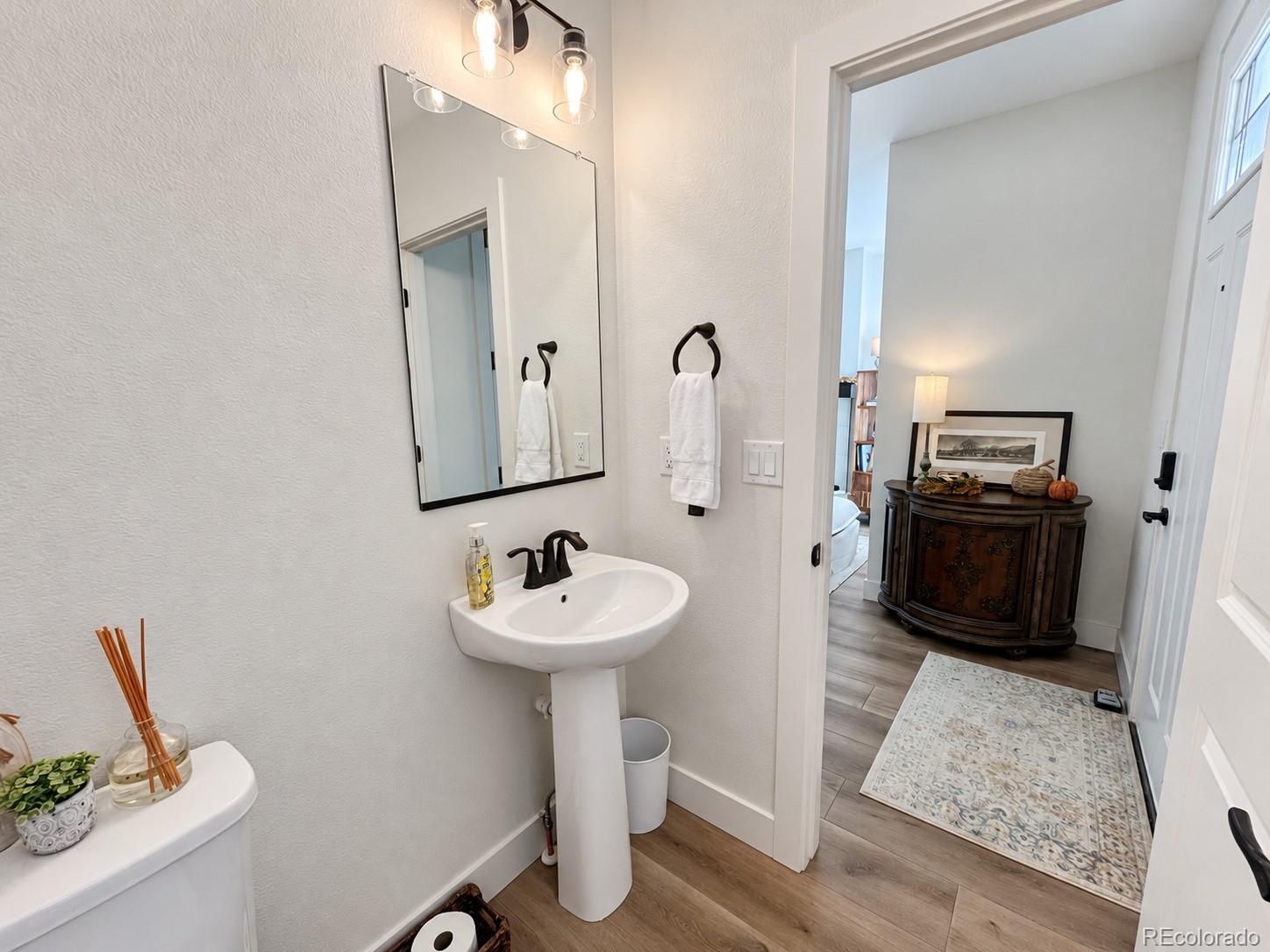 MLS Image #11 for 5250 n denali boulevard,aurora, Colorado