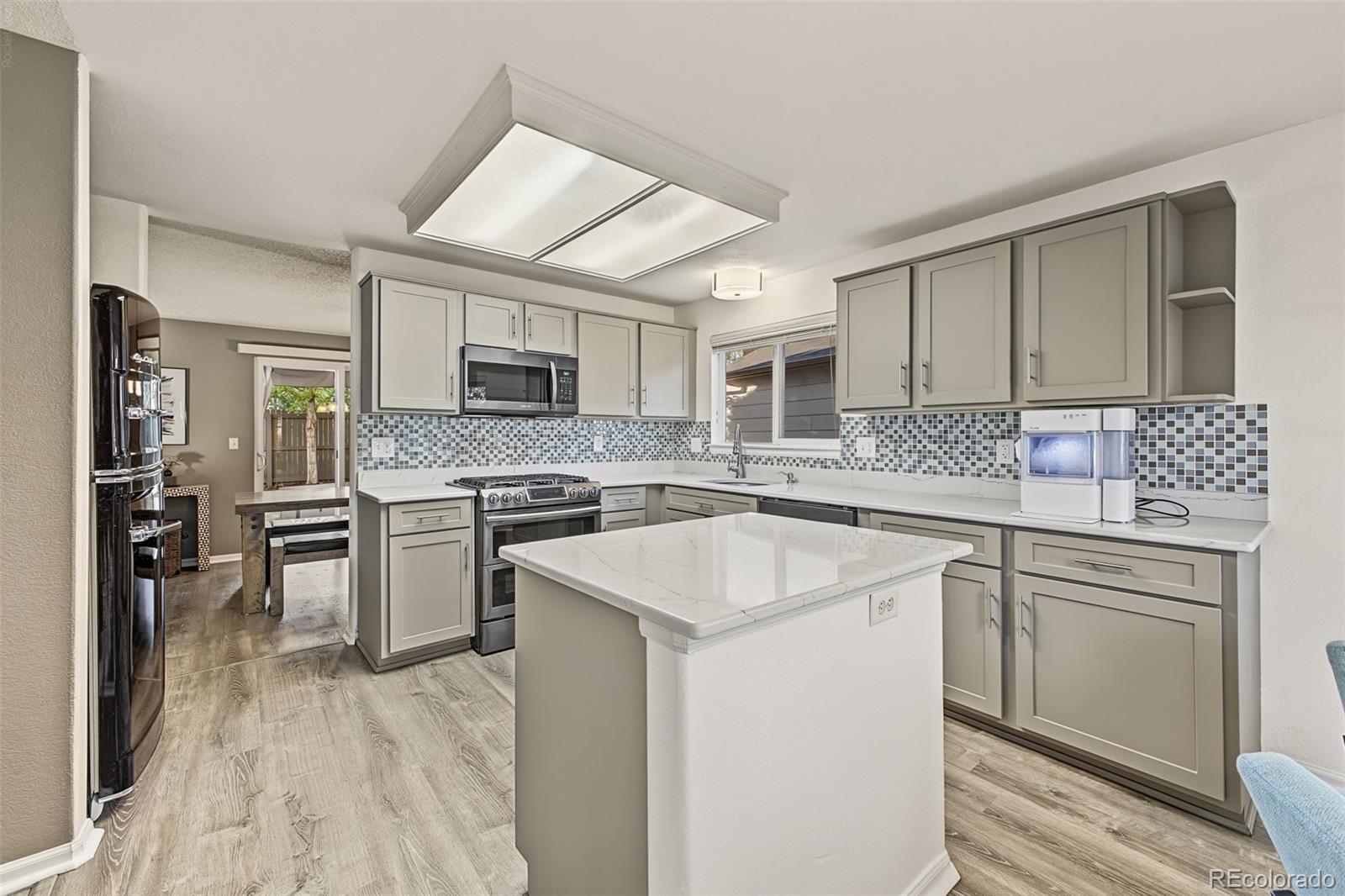 MLS Image #11 for 12545  dale court,broomfield, Colorado
