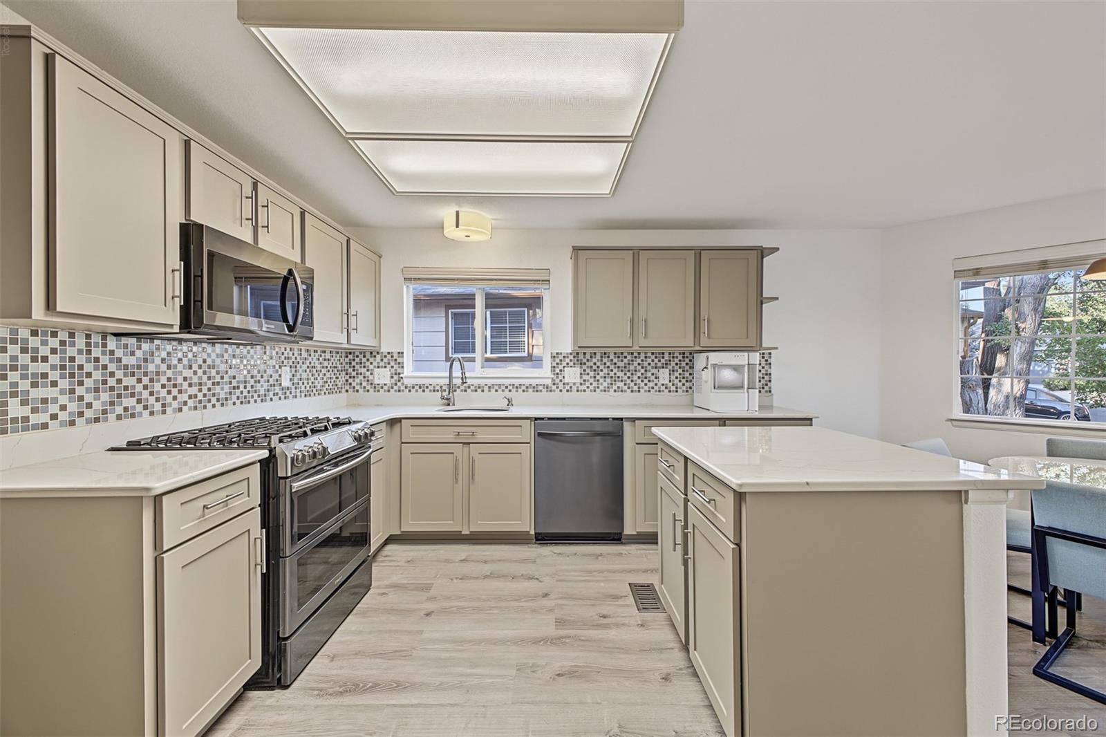MLS Image #8 for 12545  dale court,broomfield, Colorado