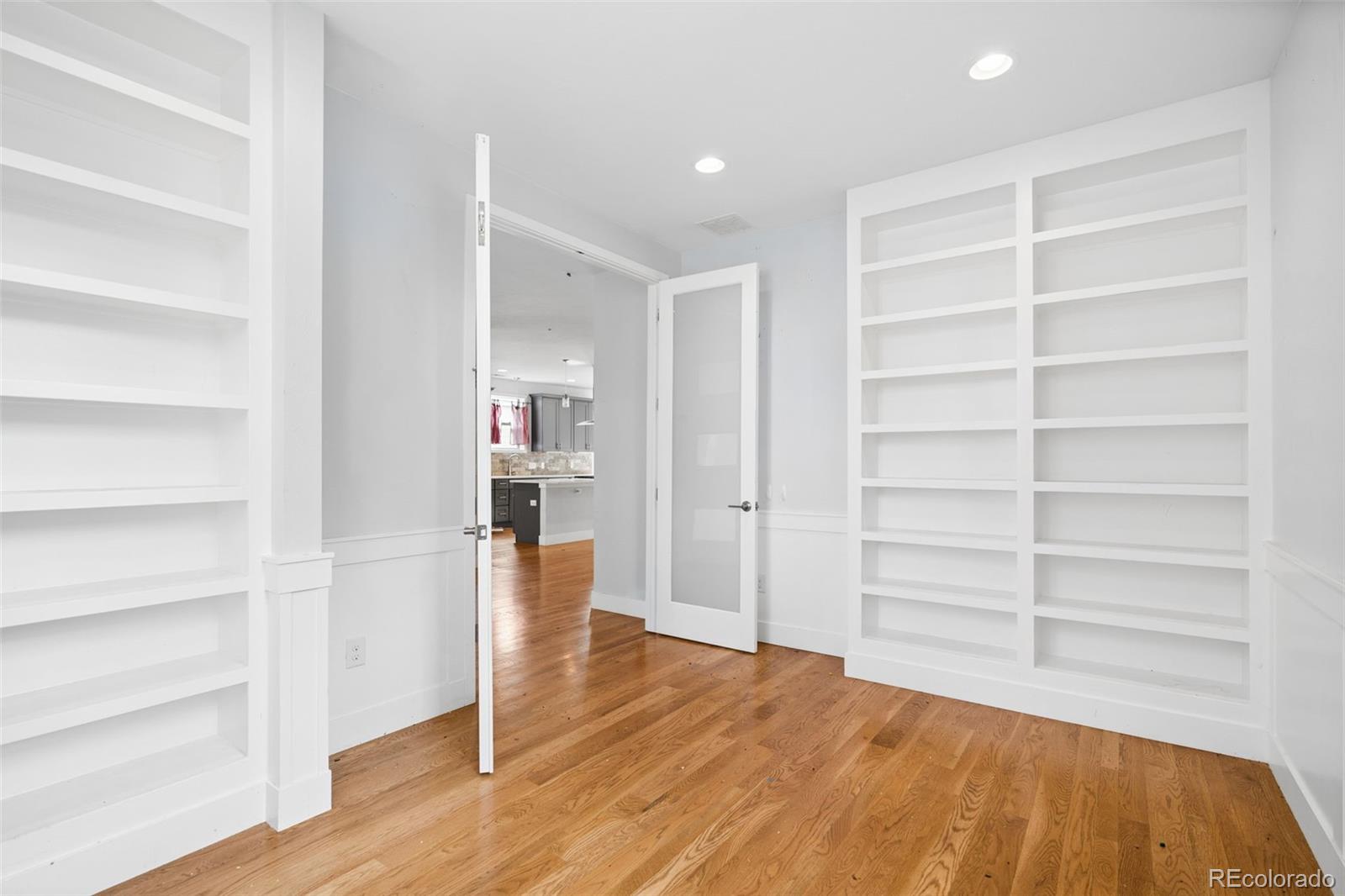 MLS Image #17 for 4983  vallejo street,denver, Colorado