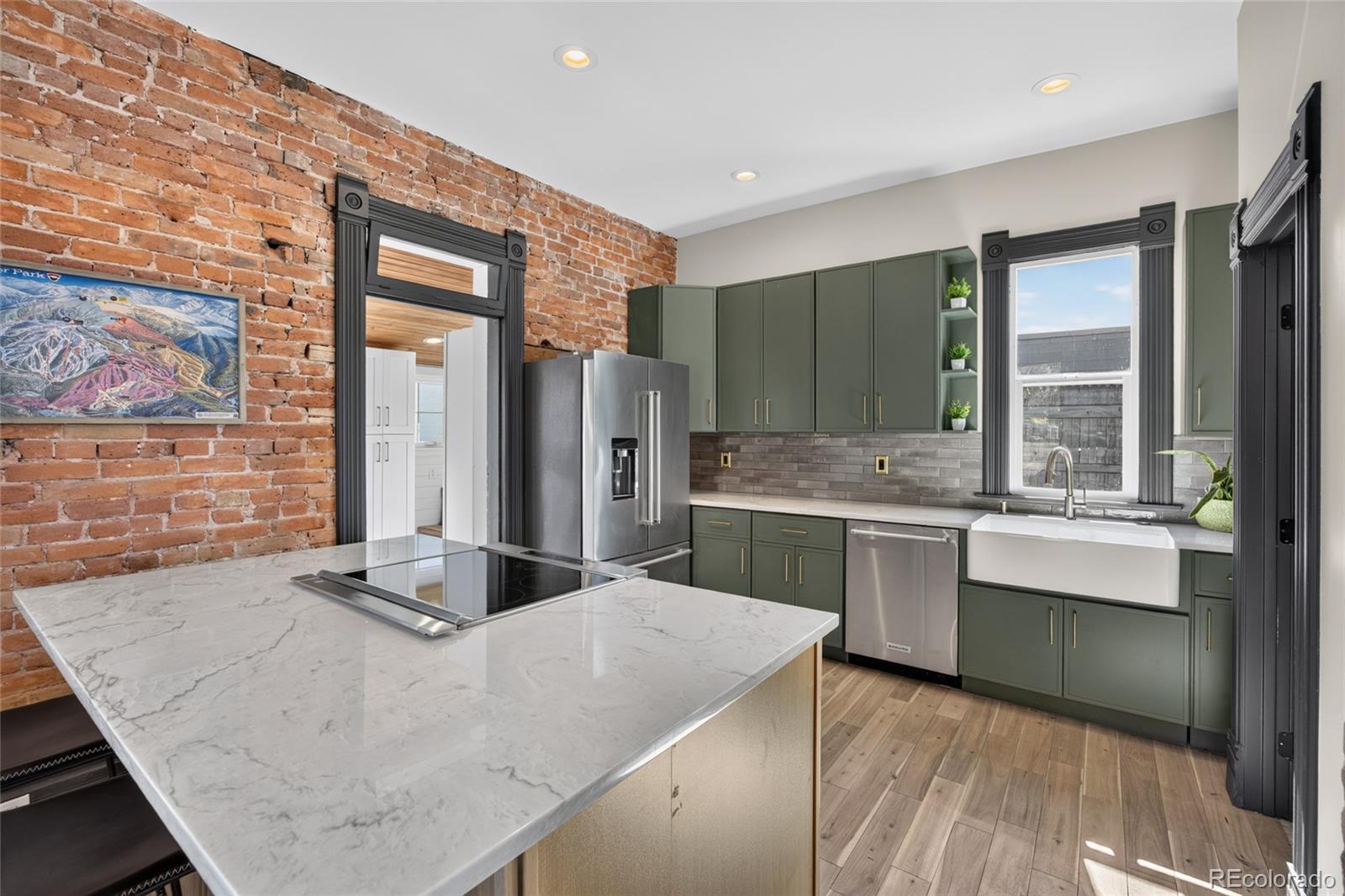 MLS Image #7 for 1422 s cherokee street,denver, Colorado
