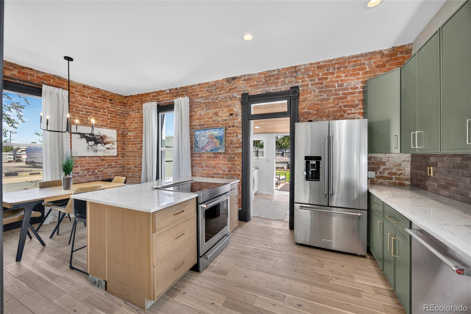 MLS Image #8 for 1422 s cherokee street,denver, Colorado
