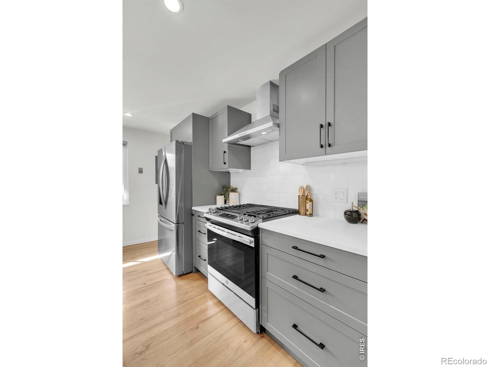 MLS Image #11 for 615 s 41st street,boulder, Colorado
