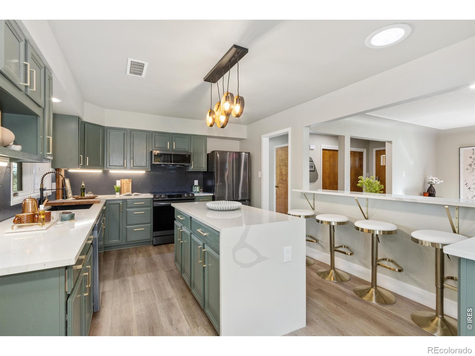 MLS Image #11 for 300  yale way,fort collins, Colorado