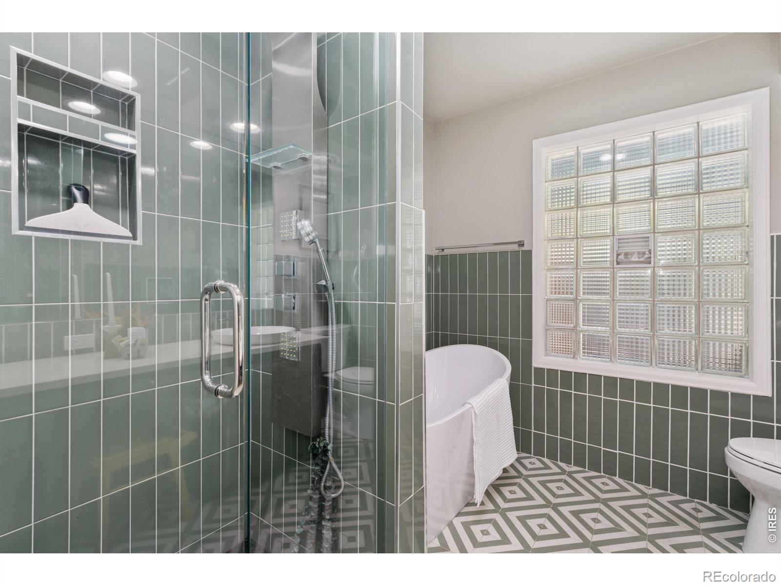 MLS Image #17 for 300  yale way,fort collins, Colorado