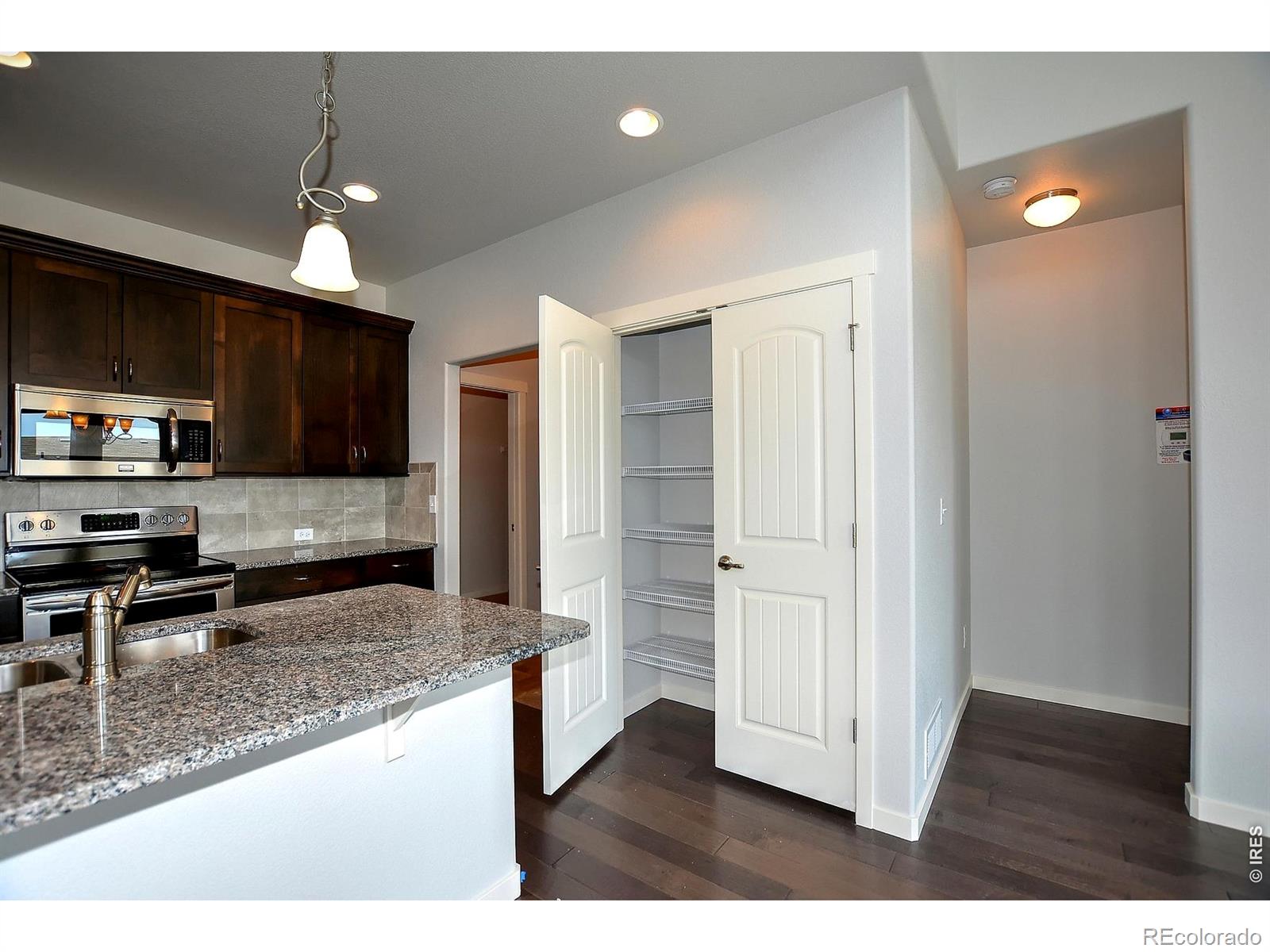 MLS Image #7 for 1157  bitterroot court,johnstown, Colorado