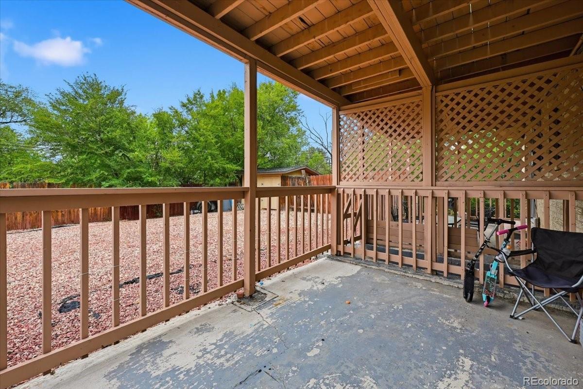 MLS Image #14 for 724-726  pioneer lane,colorado springs, Colorado