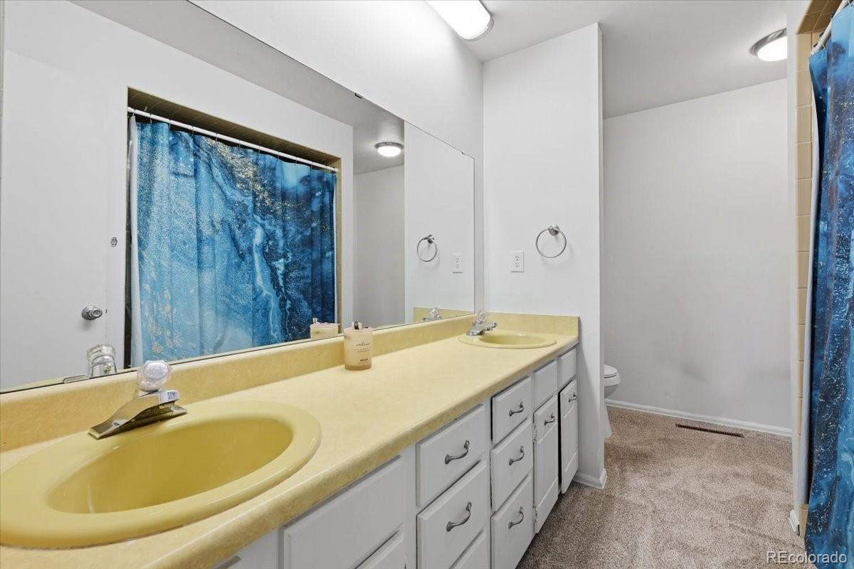 MLS Image #20 for 724-726  pioneer lane,colorado springs, Colorado