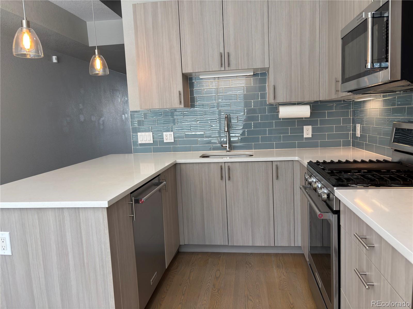 MLS Image #4 for 70  galapago street,denver, Colorado