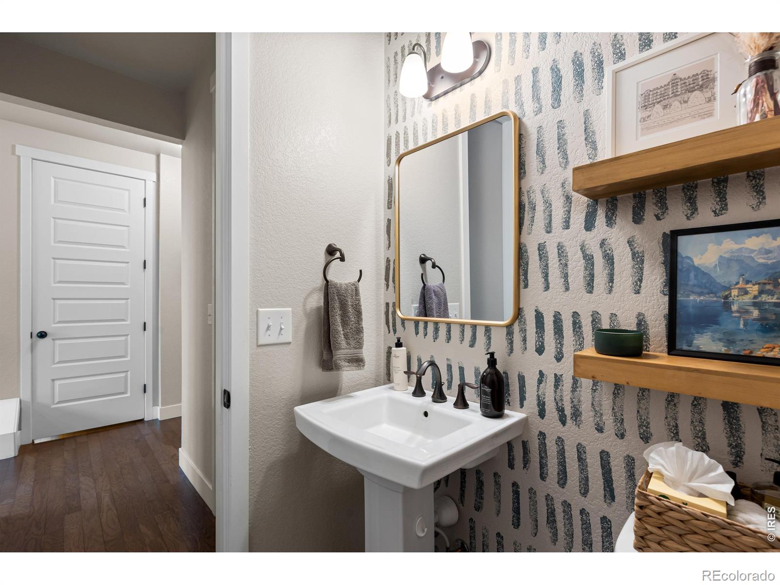 MLS Image #13 for 6852  canosa street,denver, Colorado