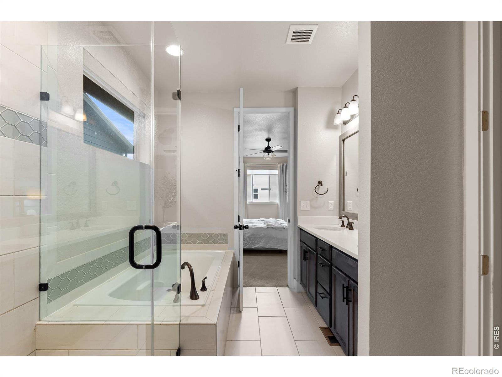 MLS Image #19 for 6852  canosa street,denver, Colorado