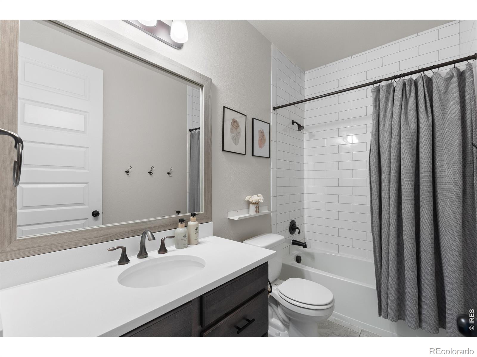 MLS Image #21 for 6852  canosa street,denver, Colorado