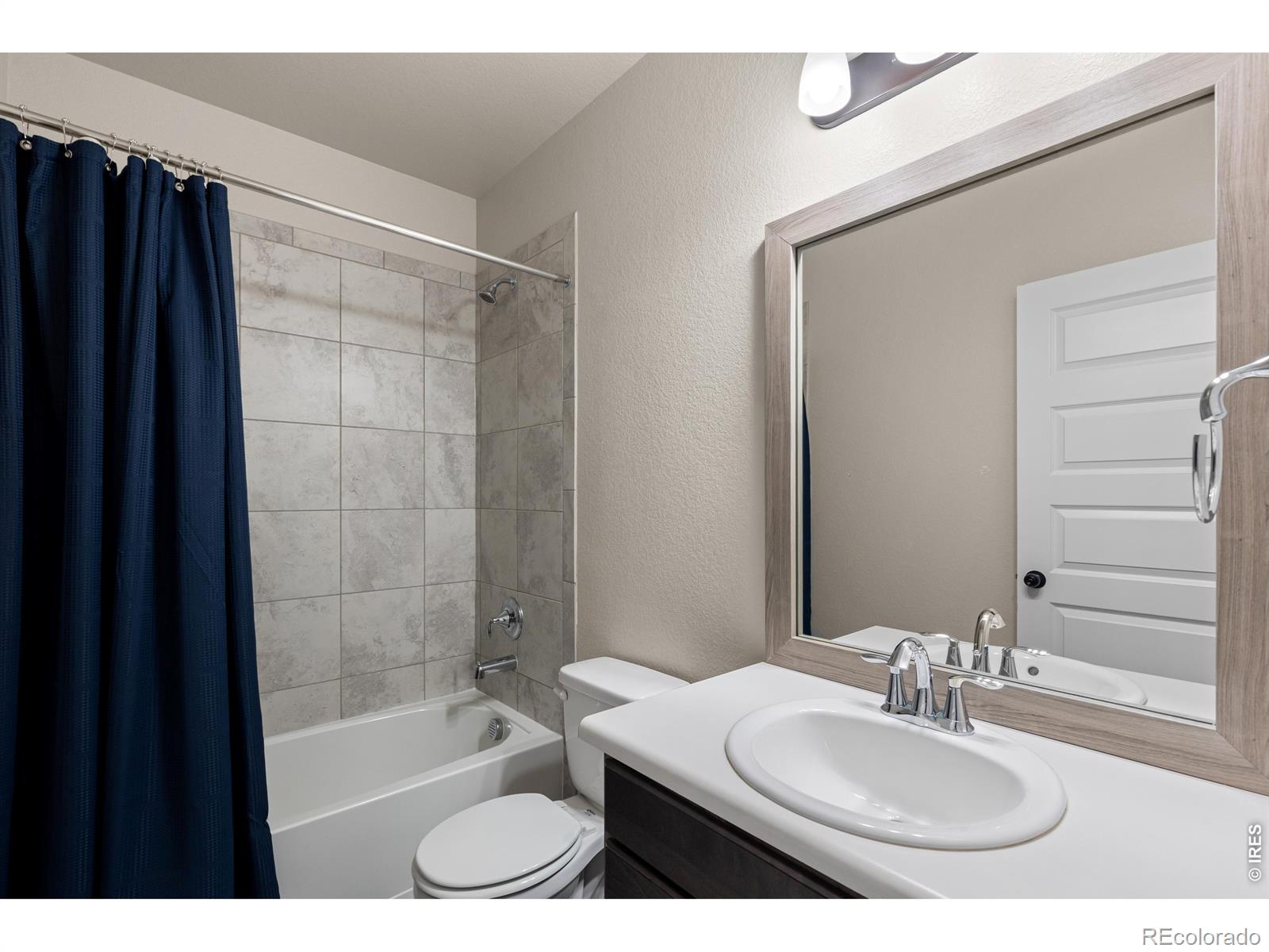 MLS Image #26 for 6852  canosa street,denver, Colorado