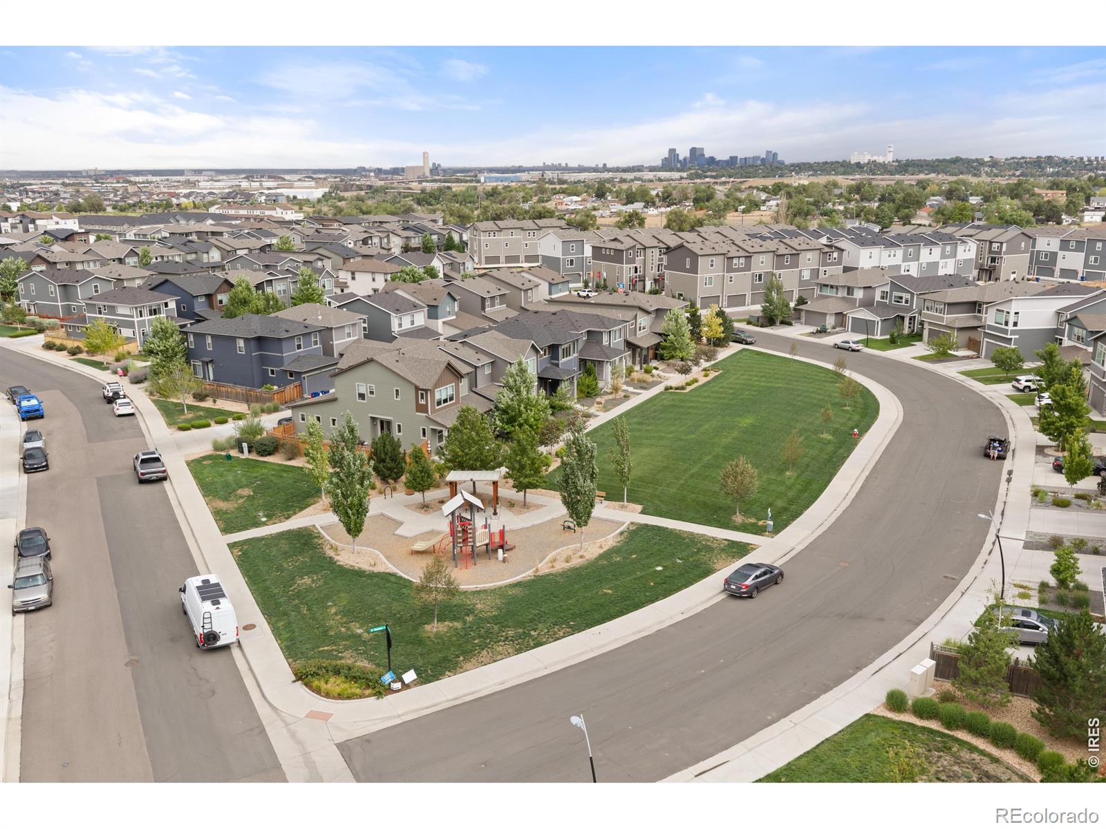 MLS Image #31 for 6852  canosa street,denver, Colorado