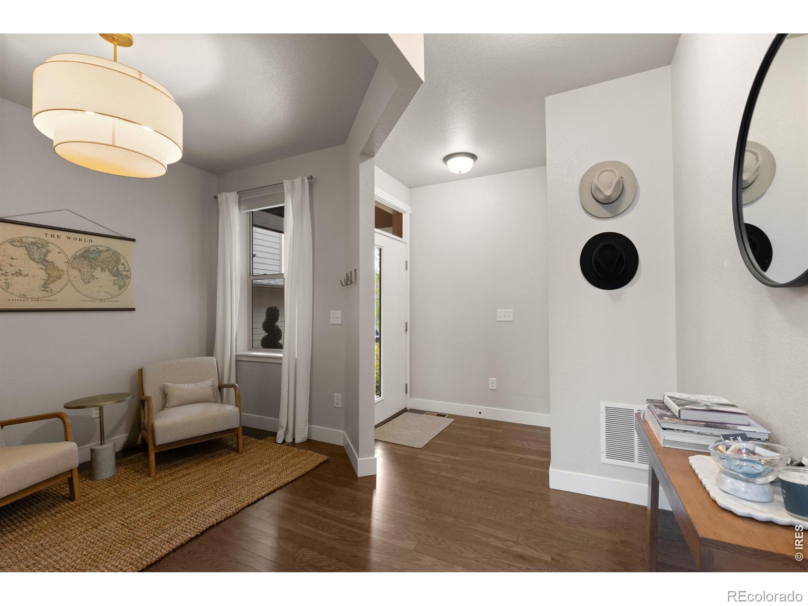 MLS Image #4 for 6852  canosa street,denver, Colorado