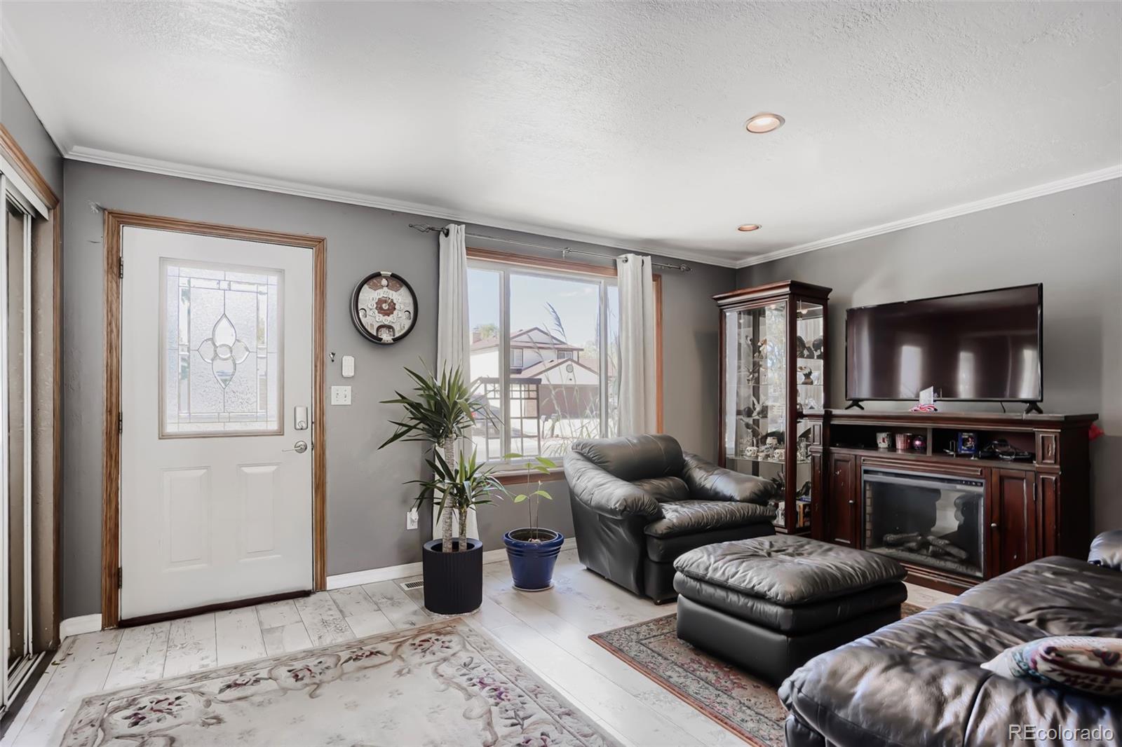 MLS Image #5 for 11512  birch street,thornton, Colorado