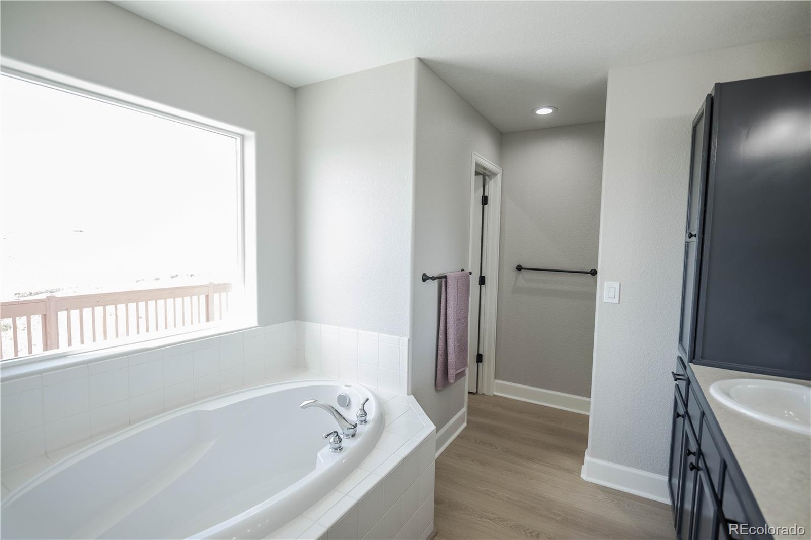 MLS Image #14 for 43755  private road 39 ,elizabeth, Colorado