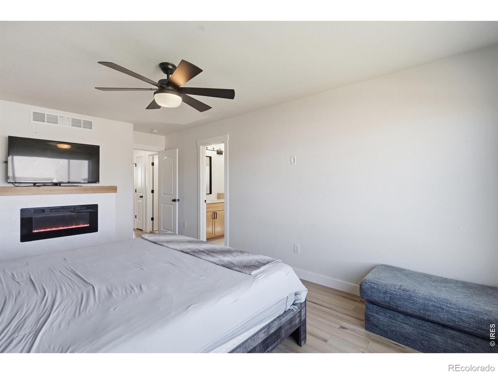 MLS Image #14 for 1838  golden horizon drive,windsor, Colorado