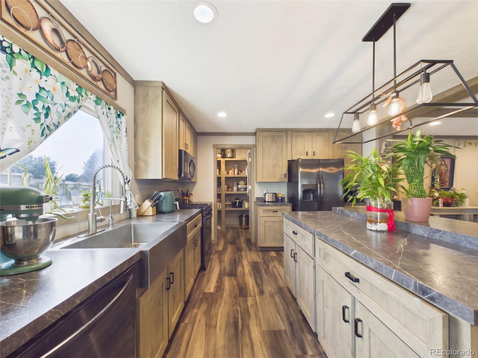 MLS Image #2 for 1000  macdavidson circle,dacono, Colorado