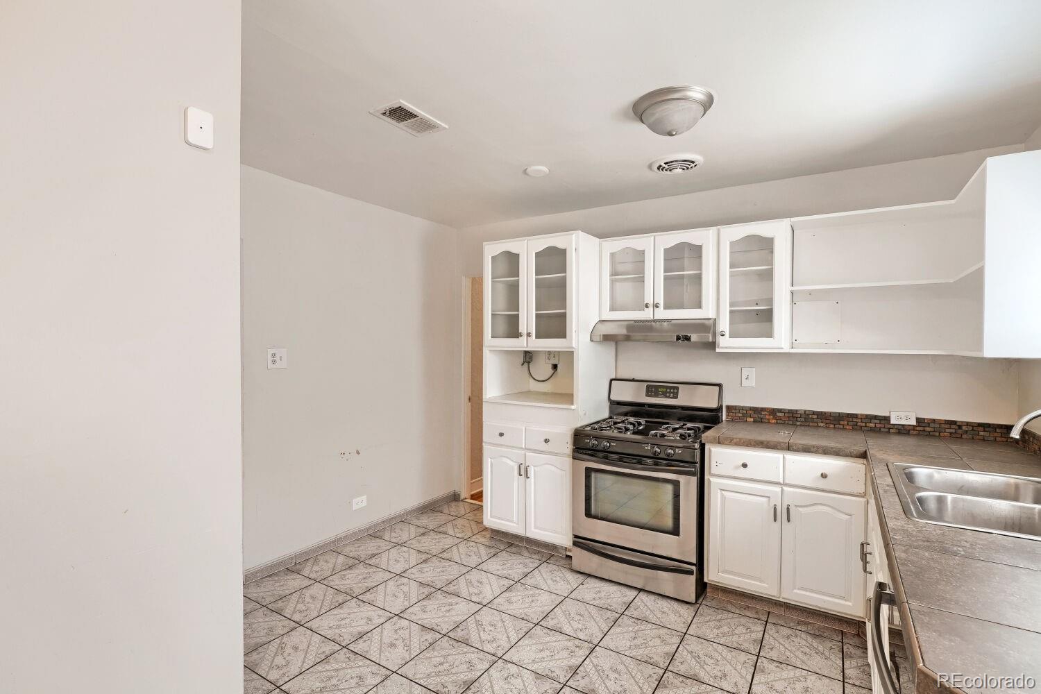 MLS Image #7 for 1540  zenobia street,denver, Colorado