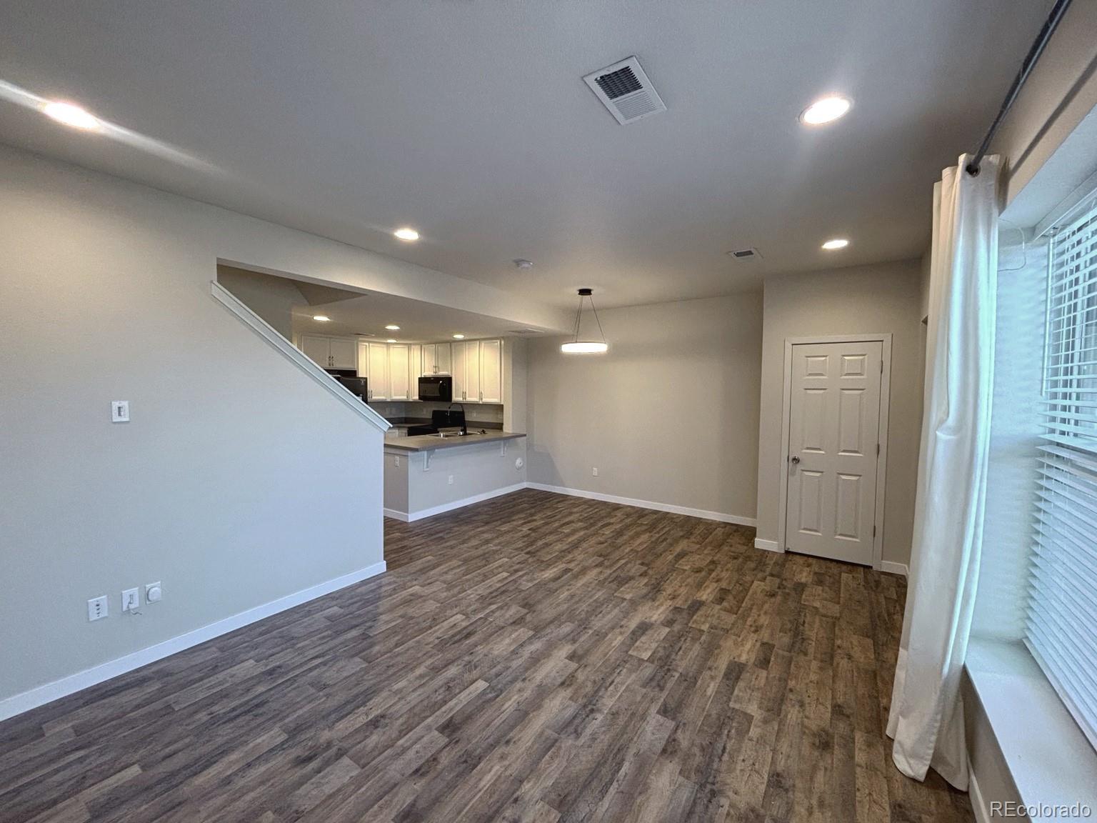 MLS Image #5 for 8920 e 58th avenue ,denver, Colorado