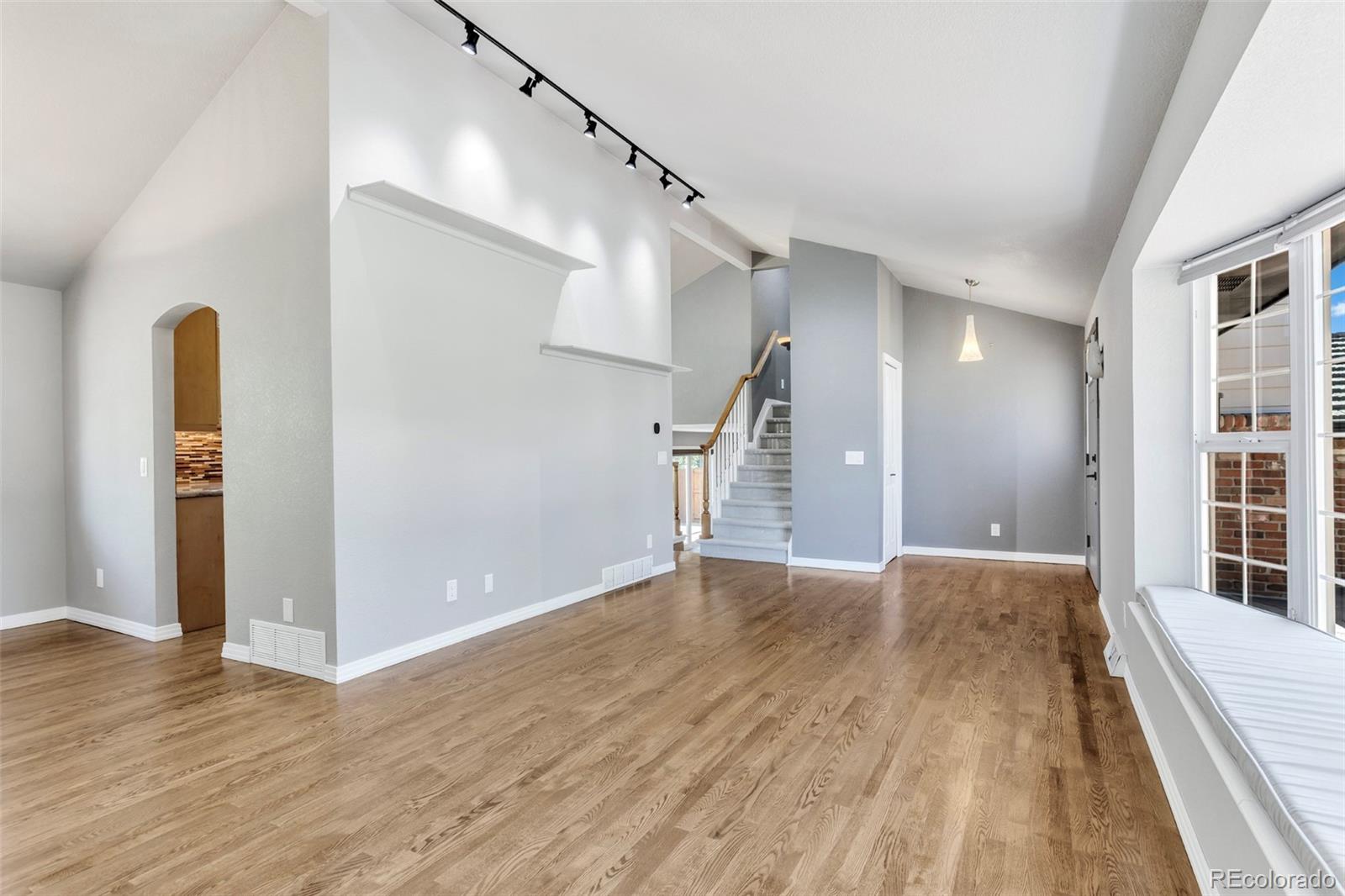 MLS Image #6 for 4064 s willow way,denver, Colorado