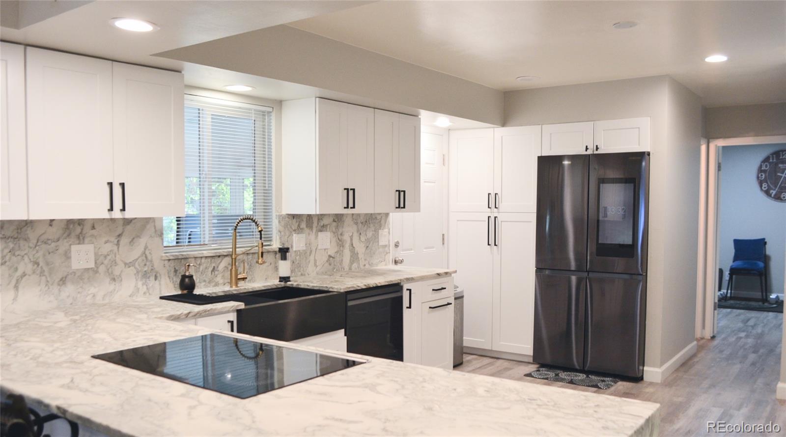 MLS Image #3 for 179  del mar circle,aurora, Colorado
