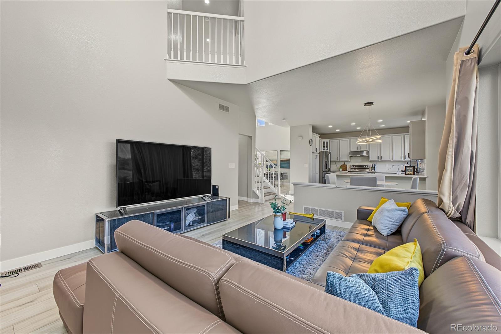 MLS Image #11 for 5581 s harlan street,denver, Colorado