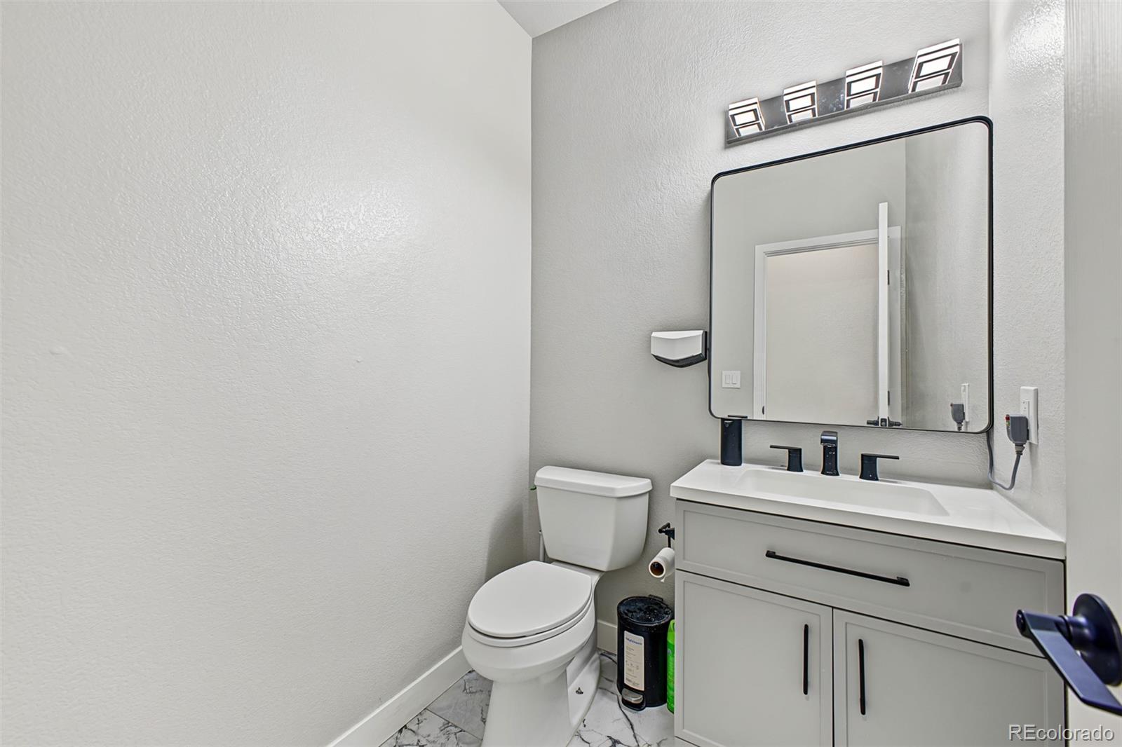MLS Image #16 for 5581 s harlan street,denver, Colorado