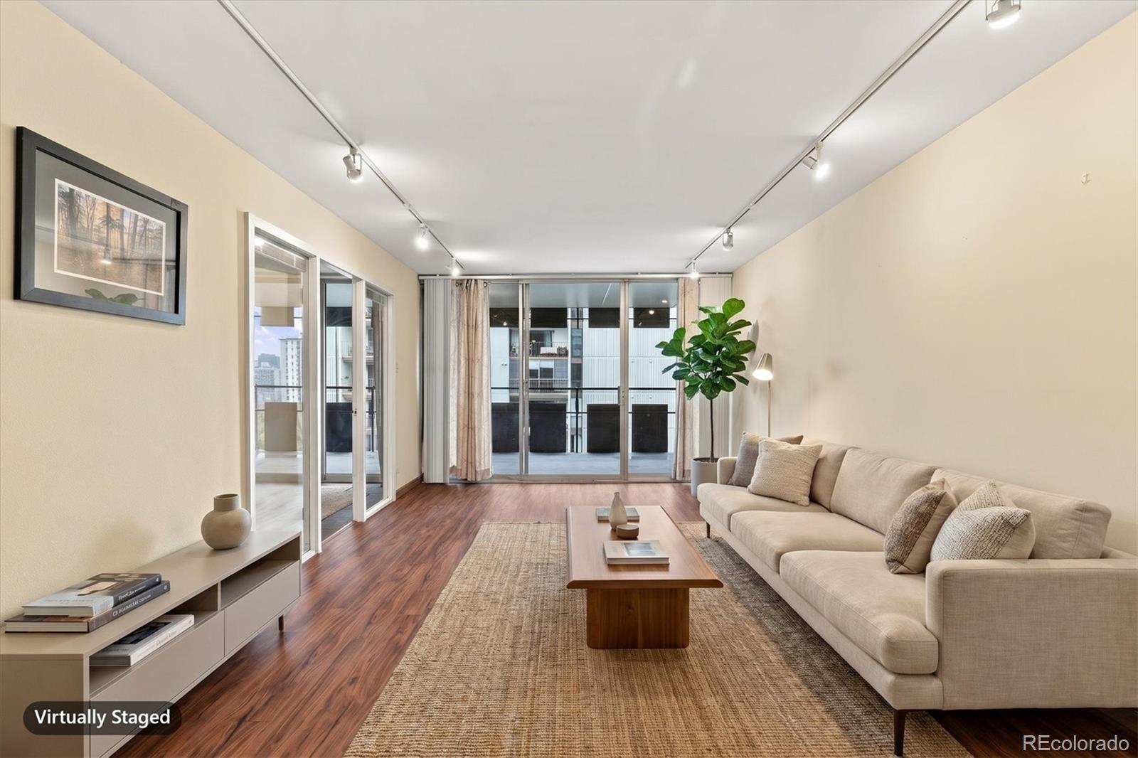 MLS Image #3 for 790 n washington street,denver, Colorado