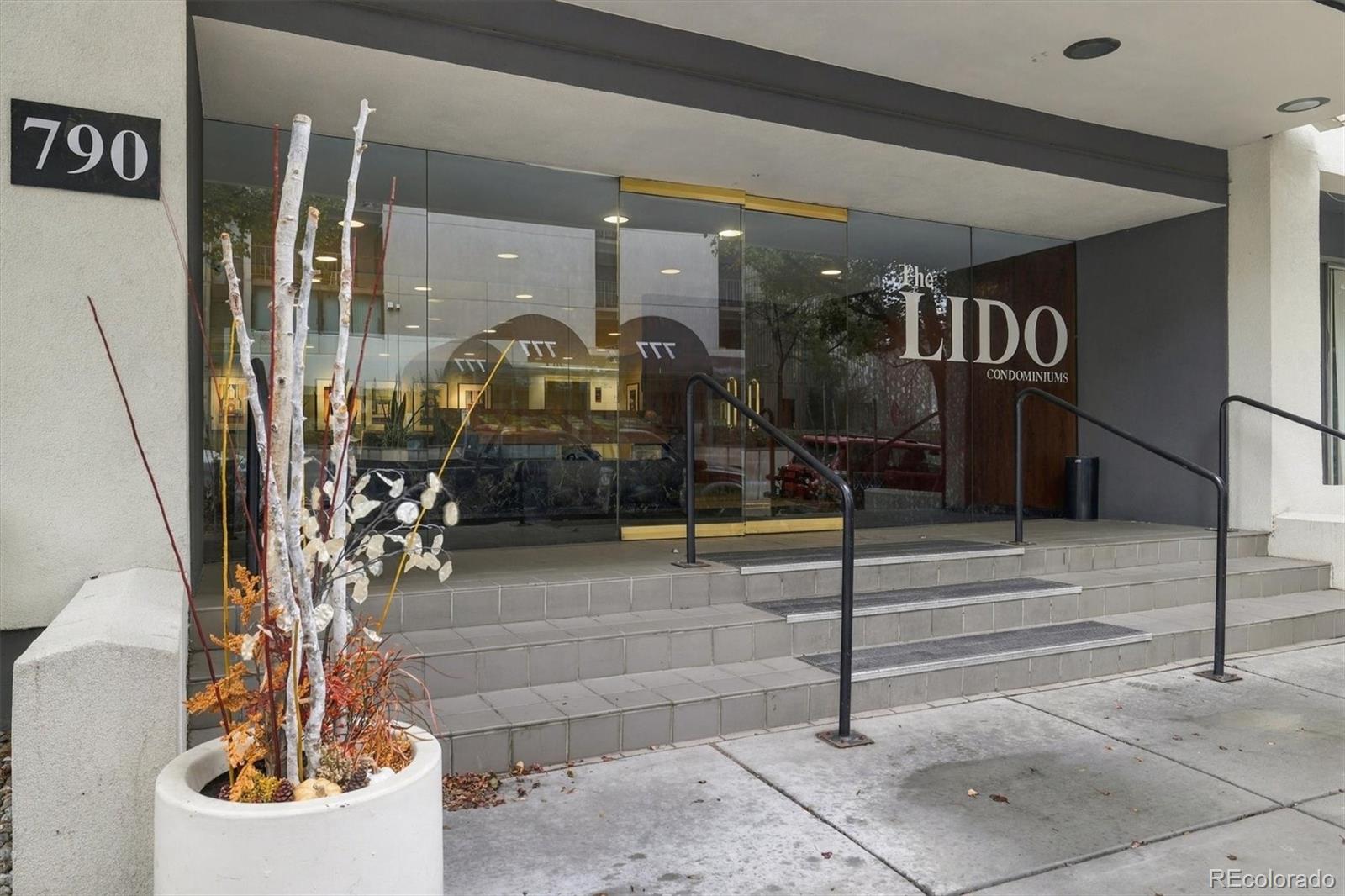 MLS Image #7 for 790 n washington street,denver, Colorado